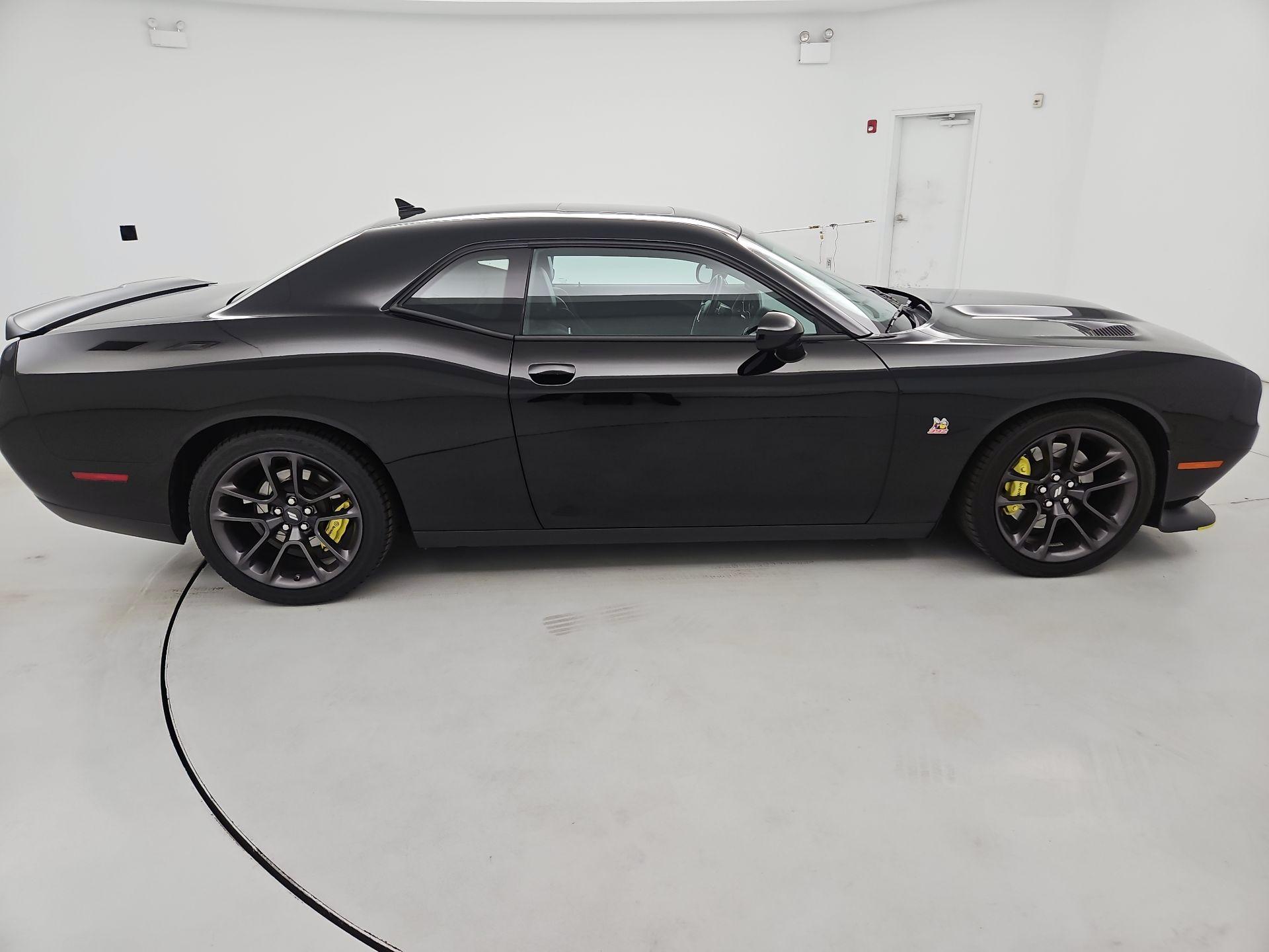 Thumbnail: 2020 Dodge Challenger - 4