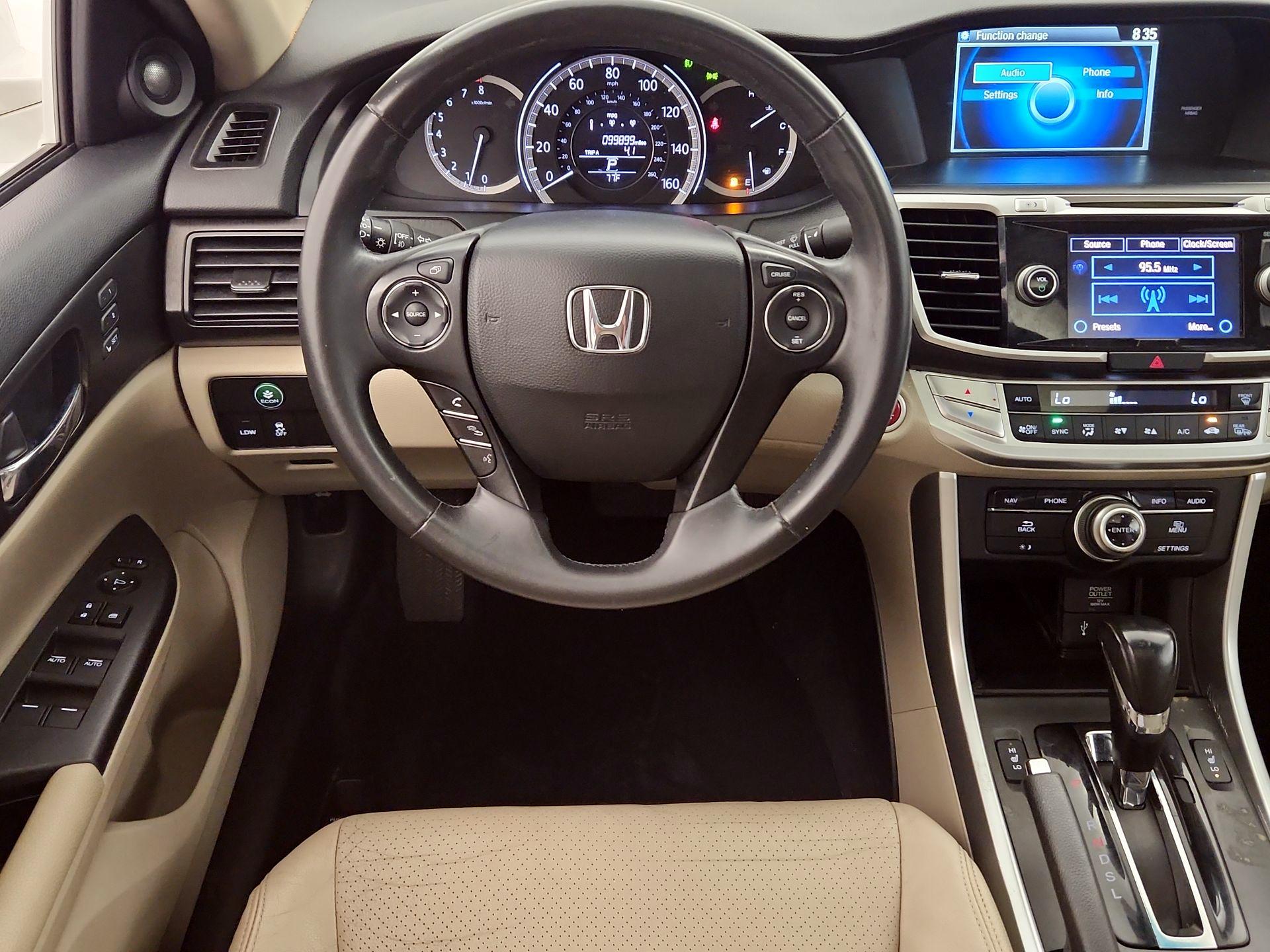 Thumbnail: 2015 Honda Accord - 10