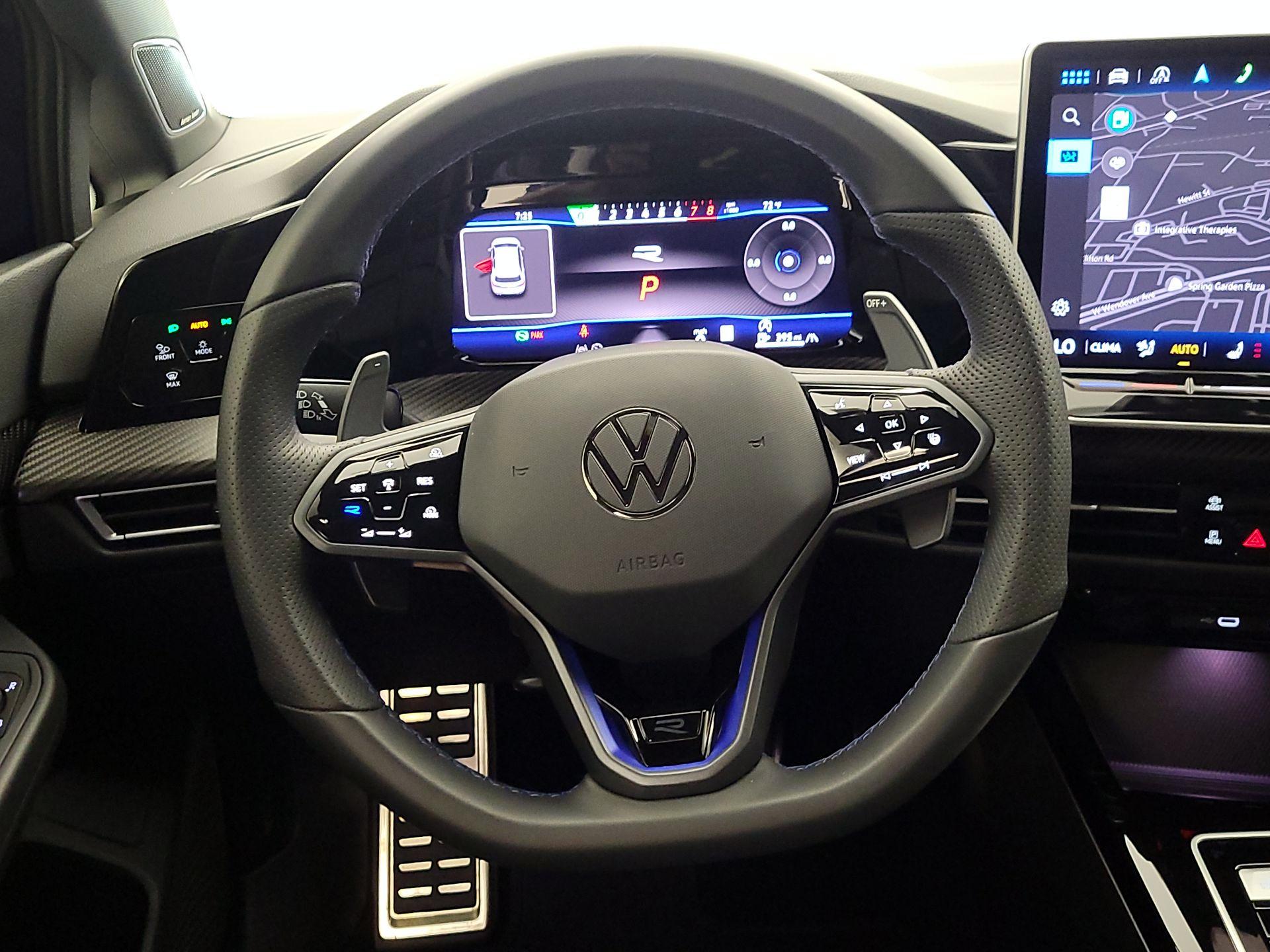 Thumbnail: 2025 Volkswagen Golf - 10