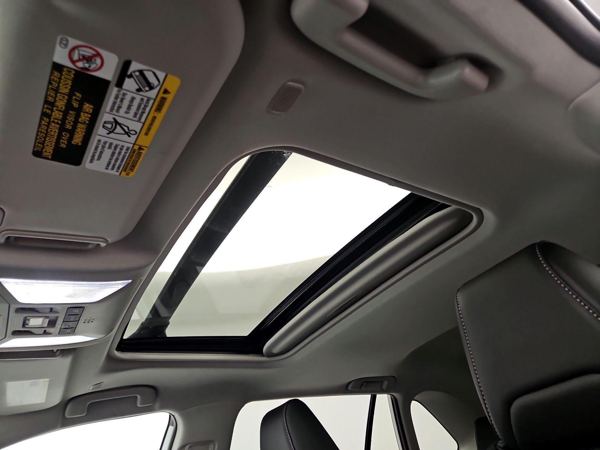 Thumbnail: 2024 Toyota RAV4 - 19