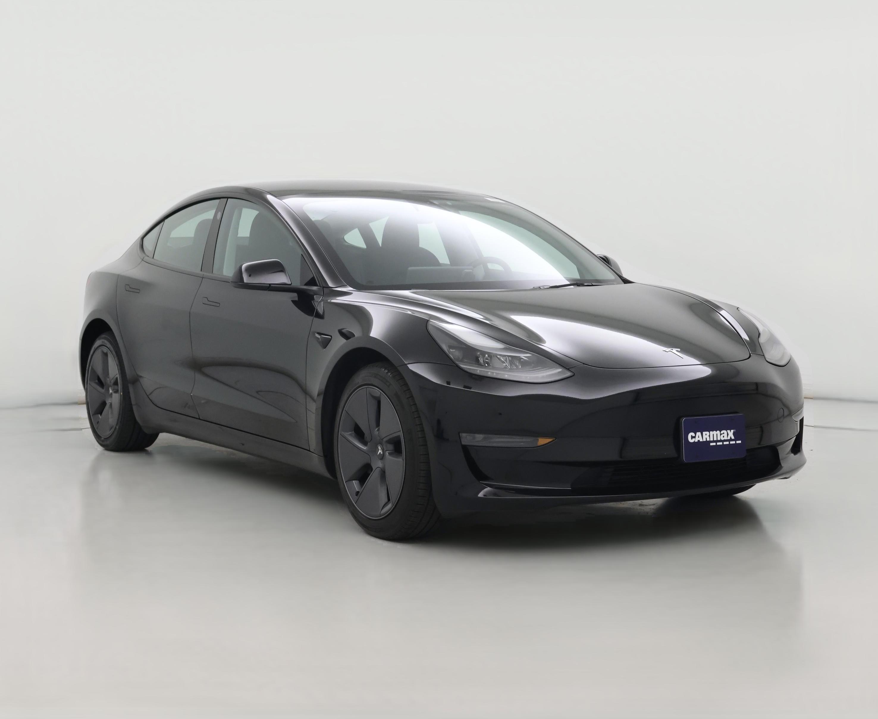 Thumbnail: 2023 Tesla Model 3 - 1