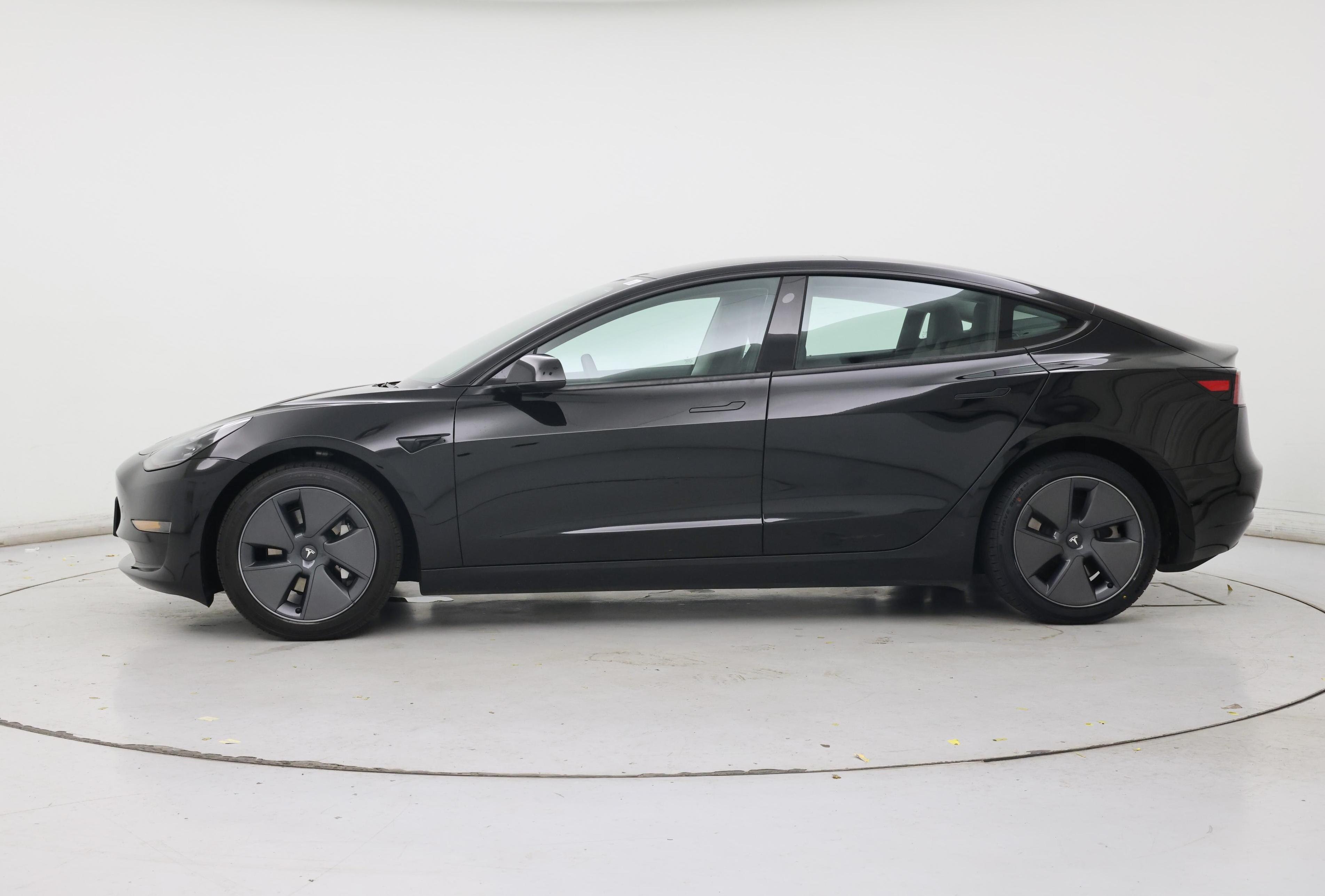 Thumbnail: 2023 Tesla Model 3 - 3