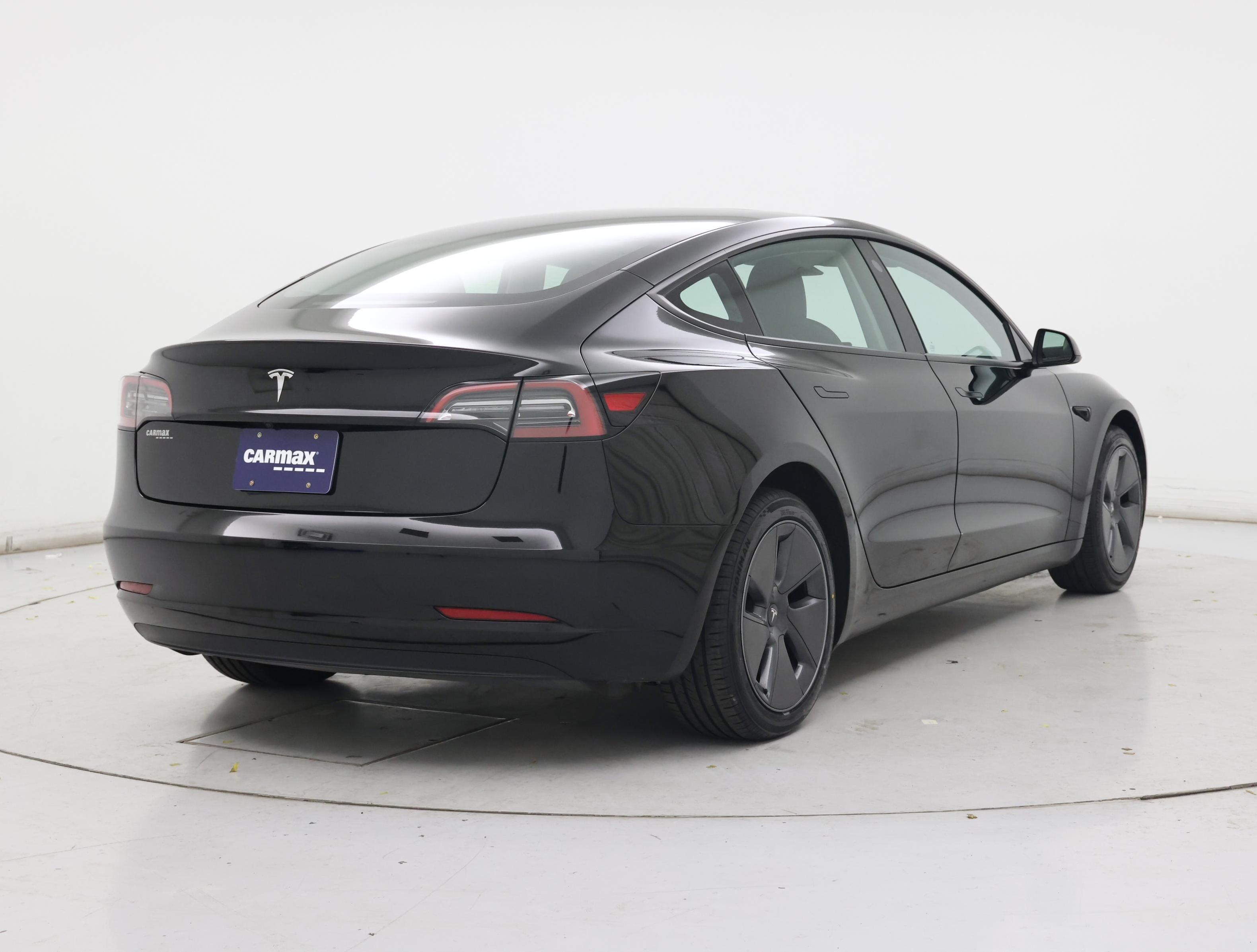 Thumbnail: 2023 Tesla Model 3 - 8