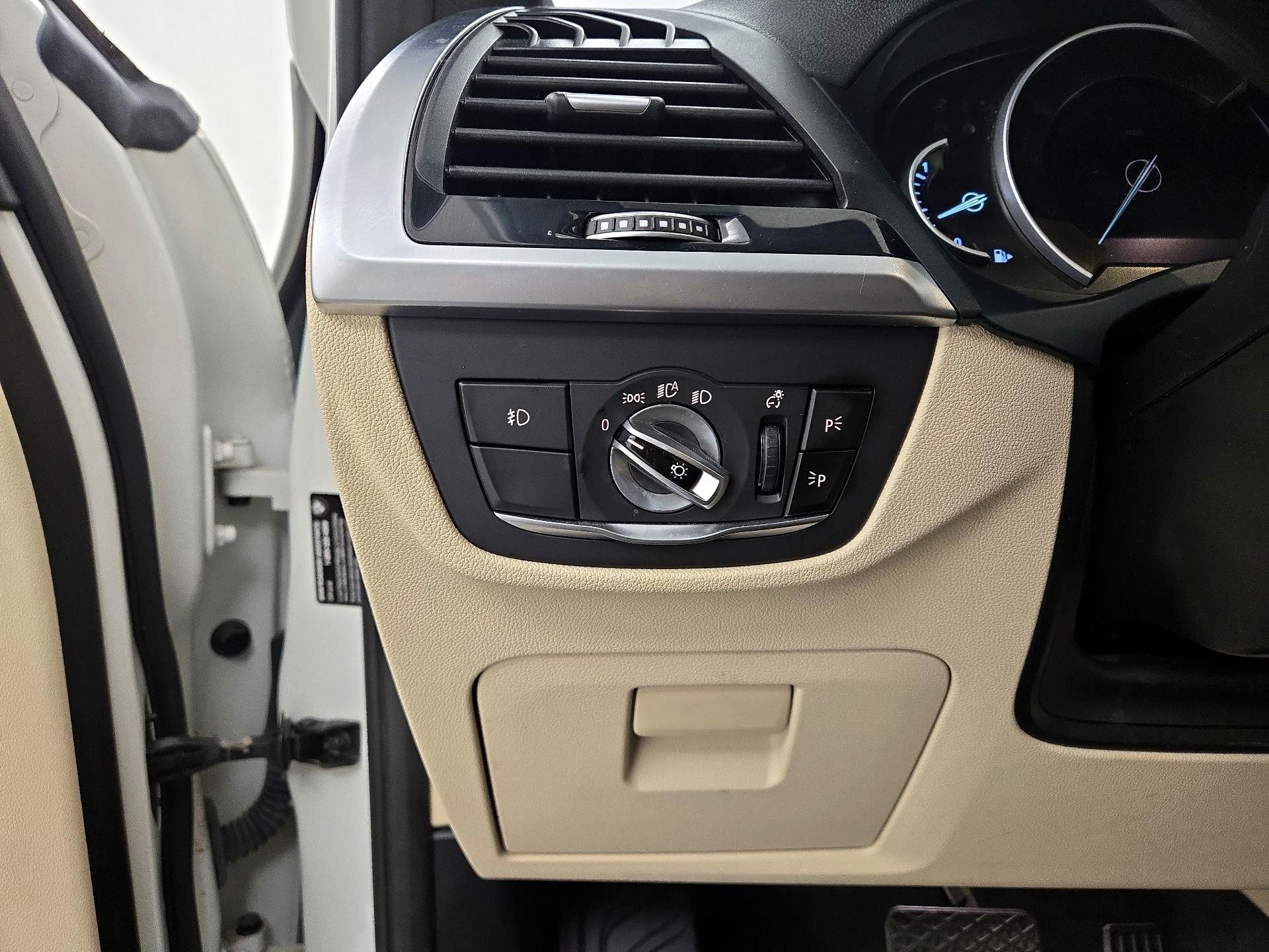 Thumbnail: 2019 BMW X3 - 13