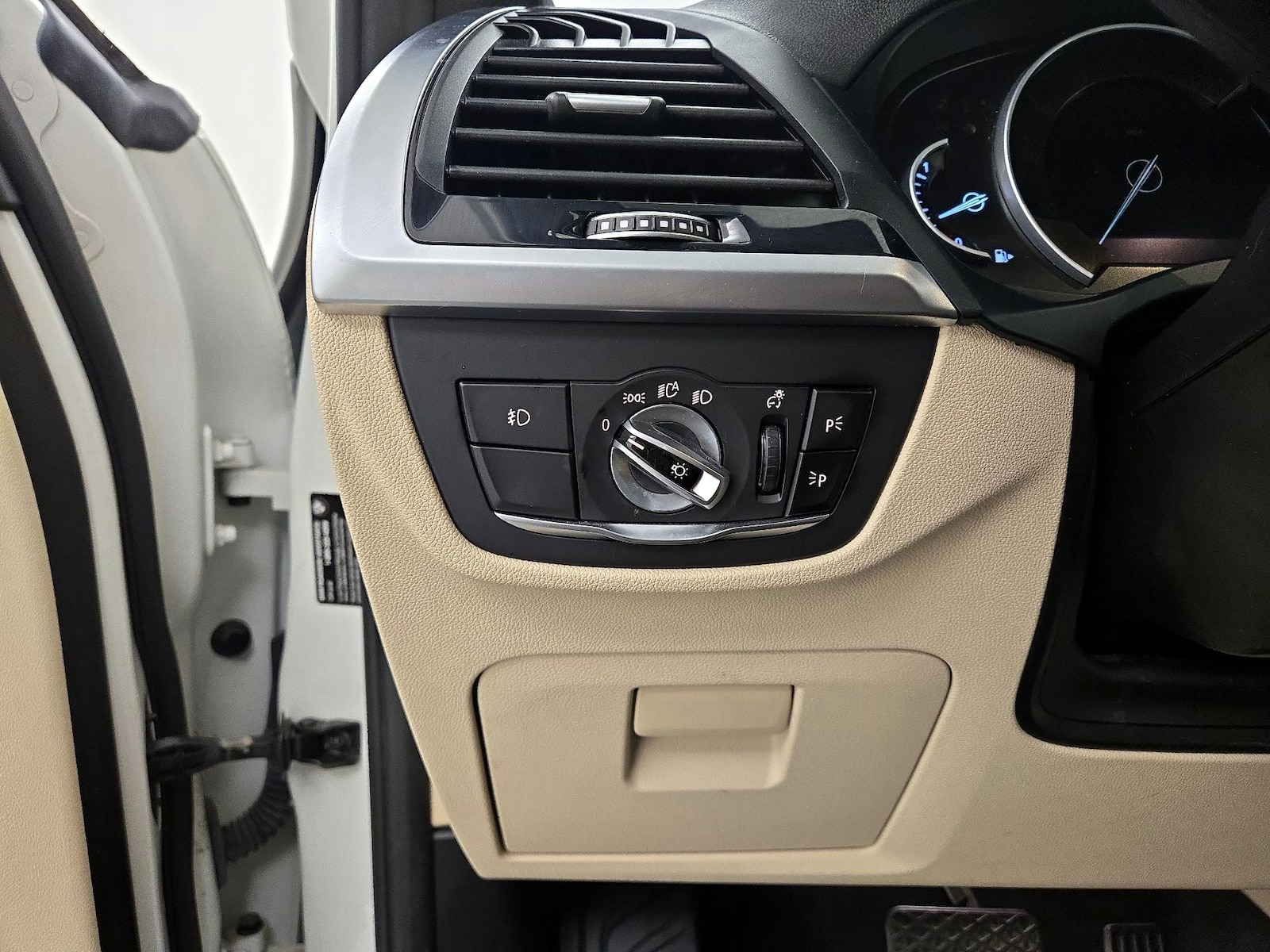 2019 BMW X3 30i - Photo 14