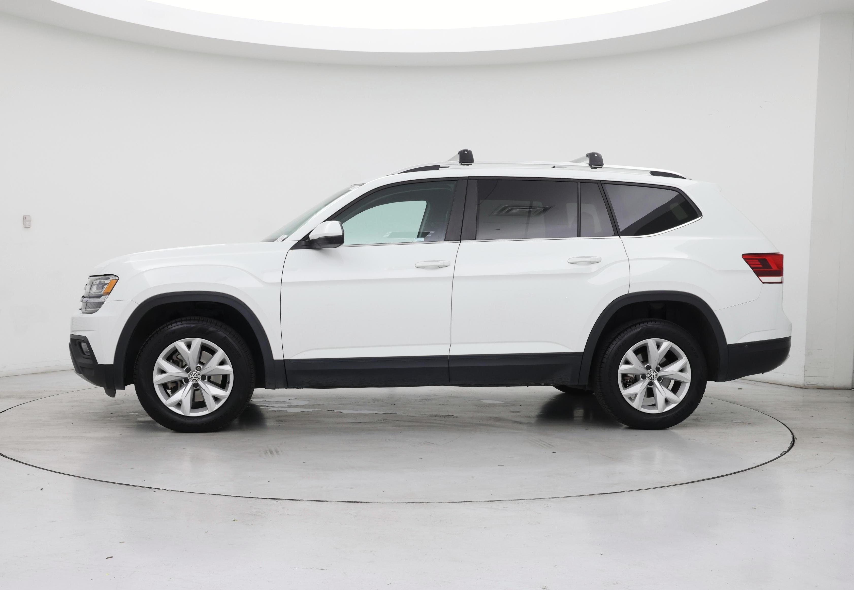 Thumbnail: 2019 Volkswagen Atlas - 3