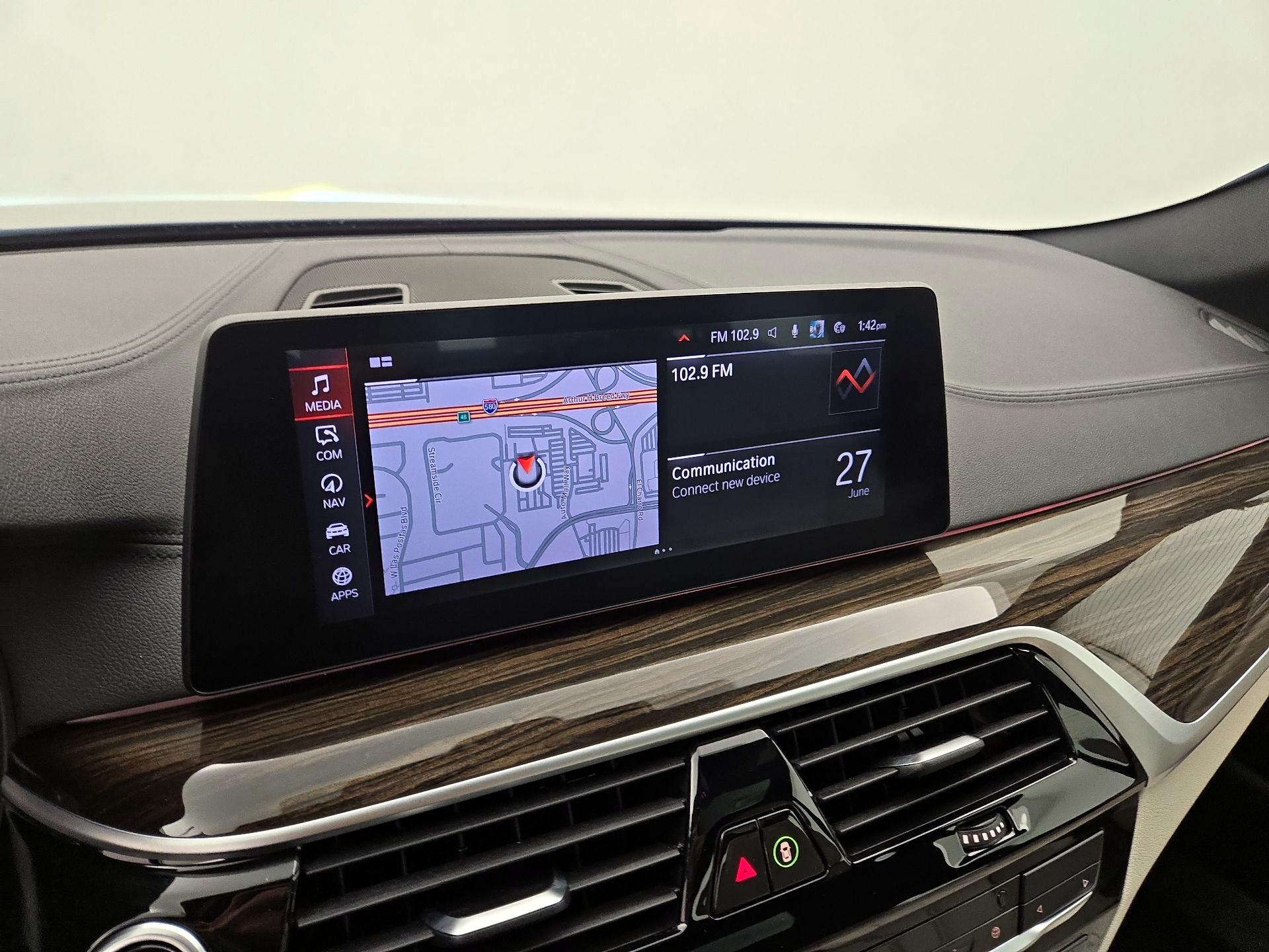 Thumbnail: 2020 BMW 5 Series - 16