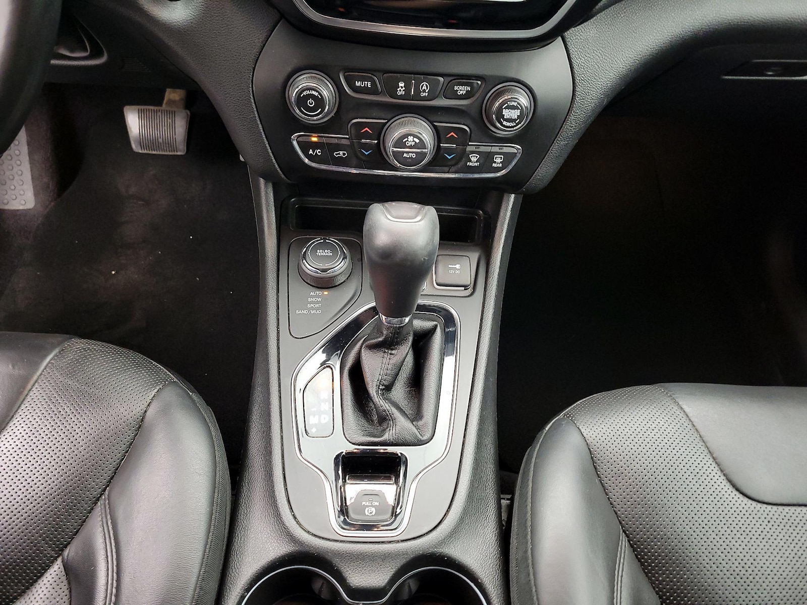 2019 Jeep Cherokee Limited - Photo 18