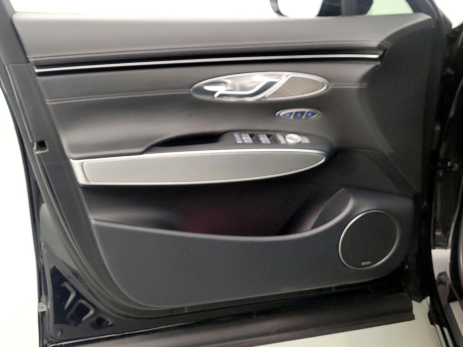 2025 GENESIS GV70 Standard - Photo 13