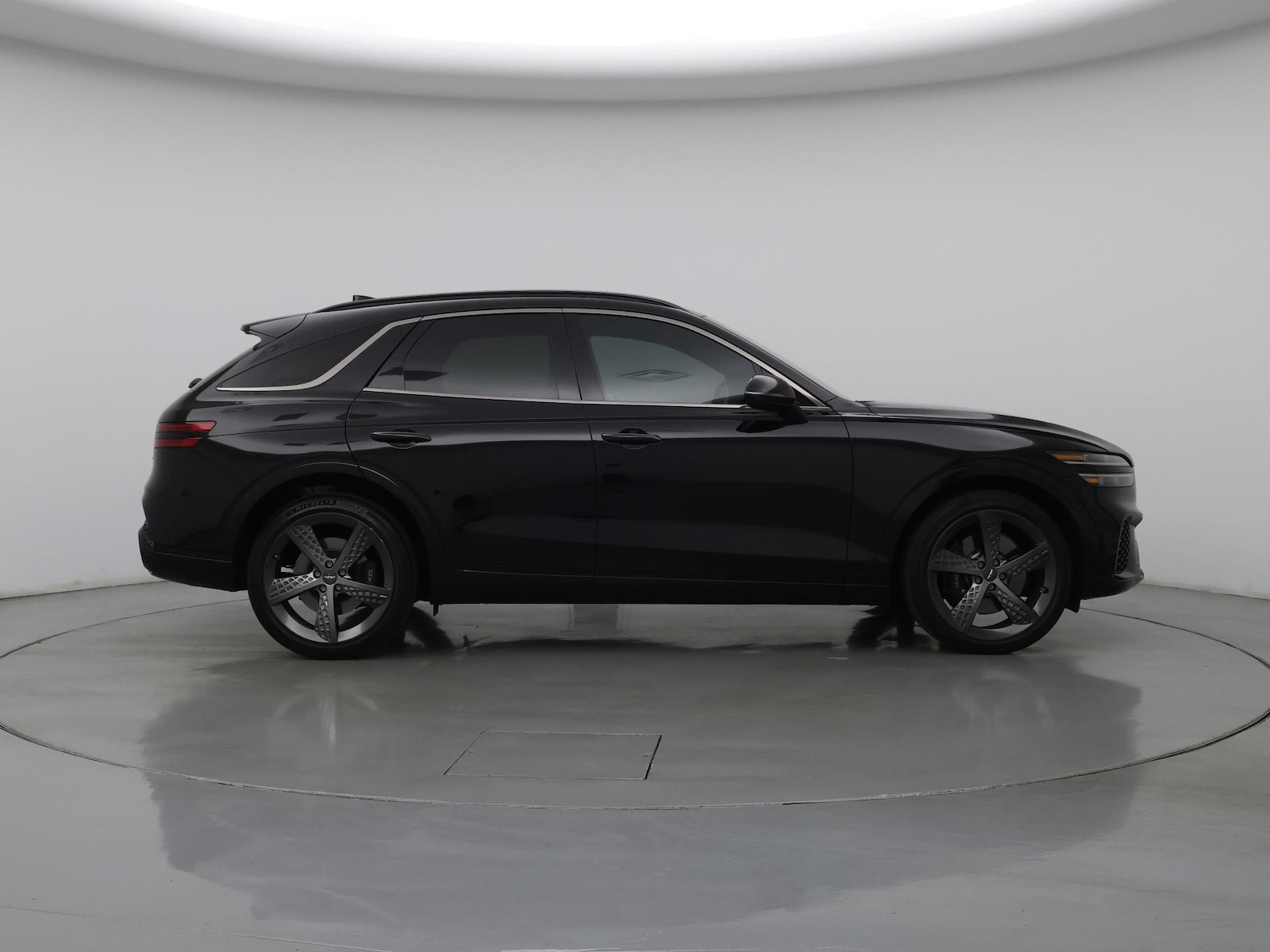 2025 GENESIS GV70 Standard - Photo 8