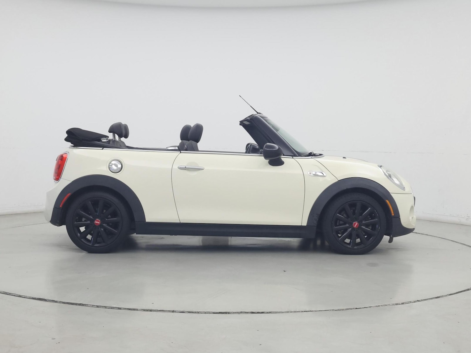 2016 MINI Cooper S - Photo 8