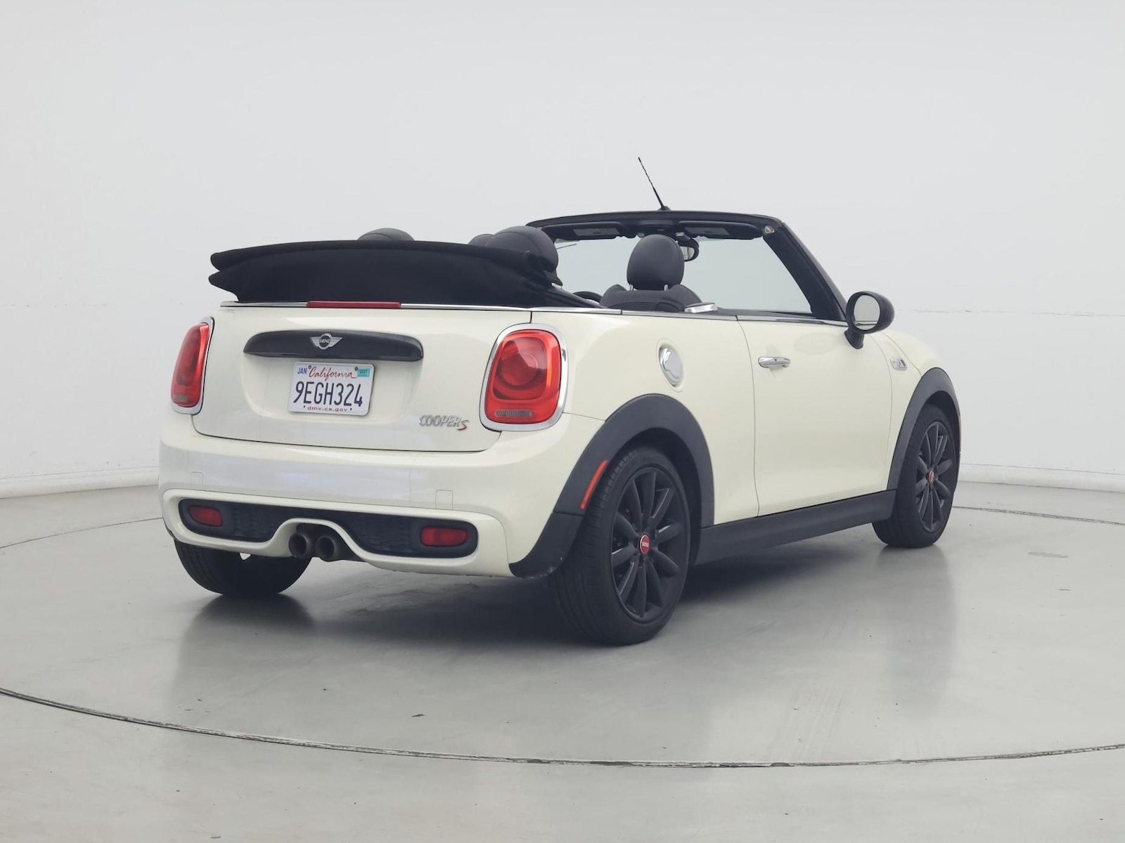 2016 MINI Cooper S - Photo 9