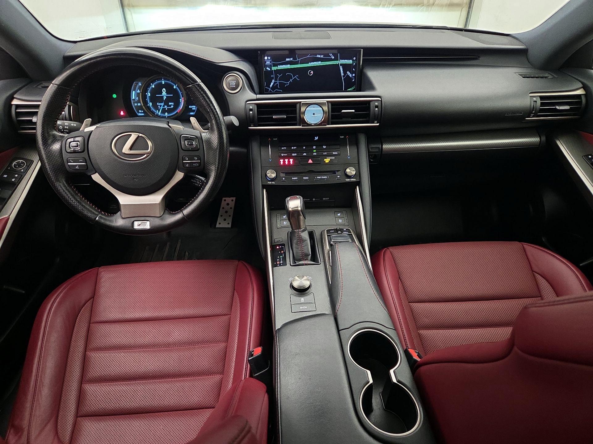 Thumbnail: 2018 Lexus IS - 9