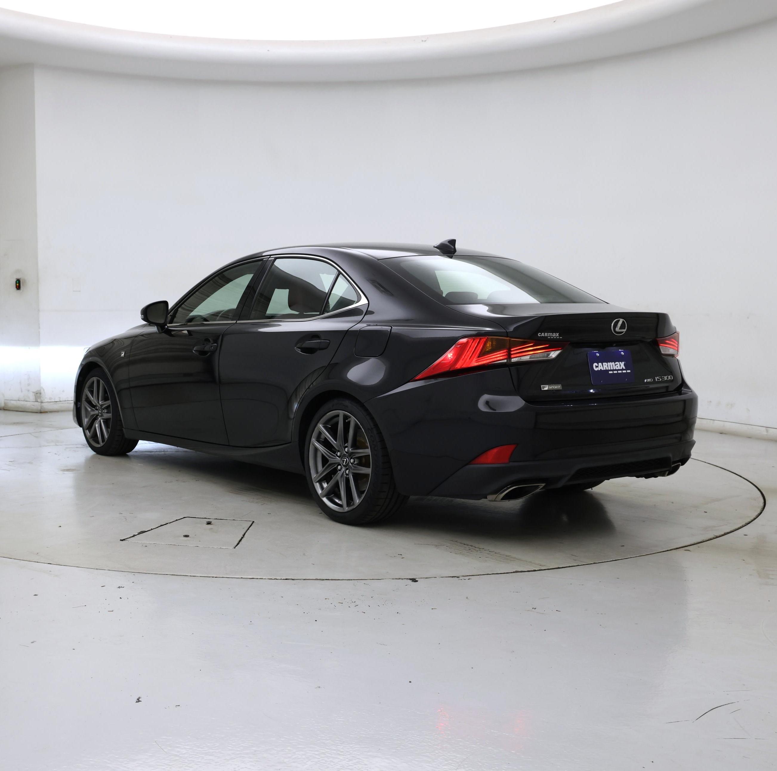 Thumbnail: 2018 Lexus IS - 2