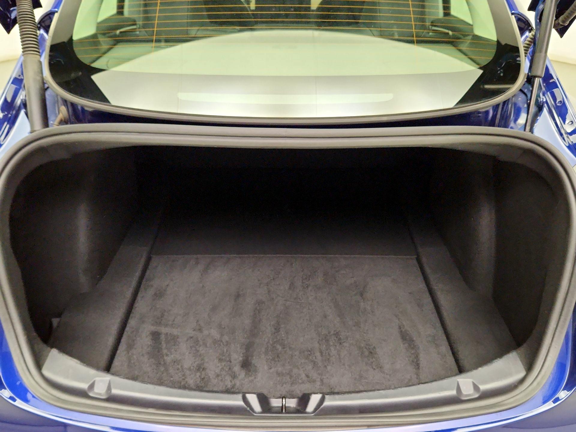 Thumbnail: 2022 Tesla Model 3 - 20