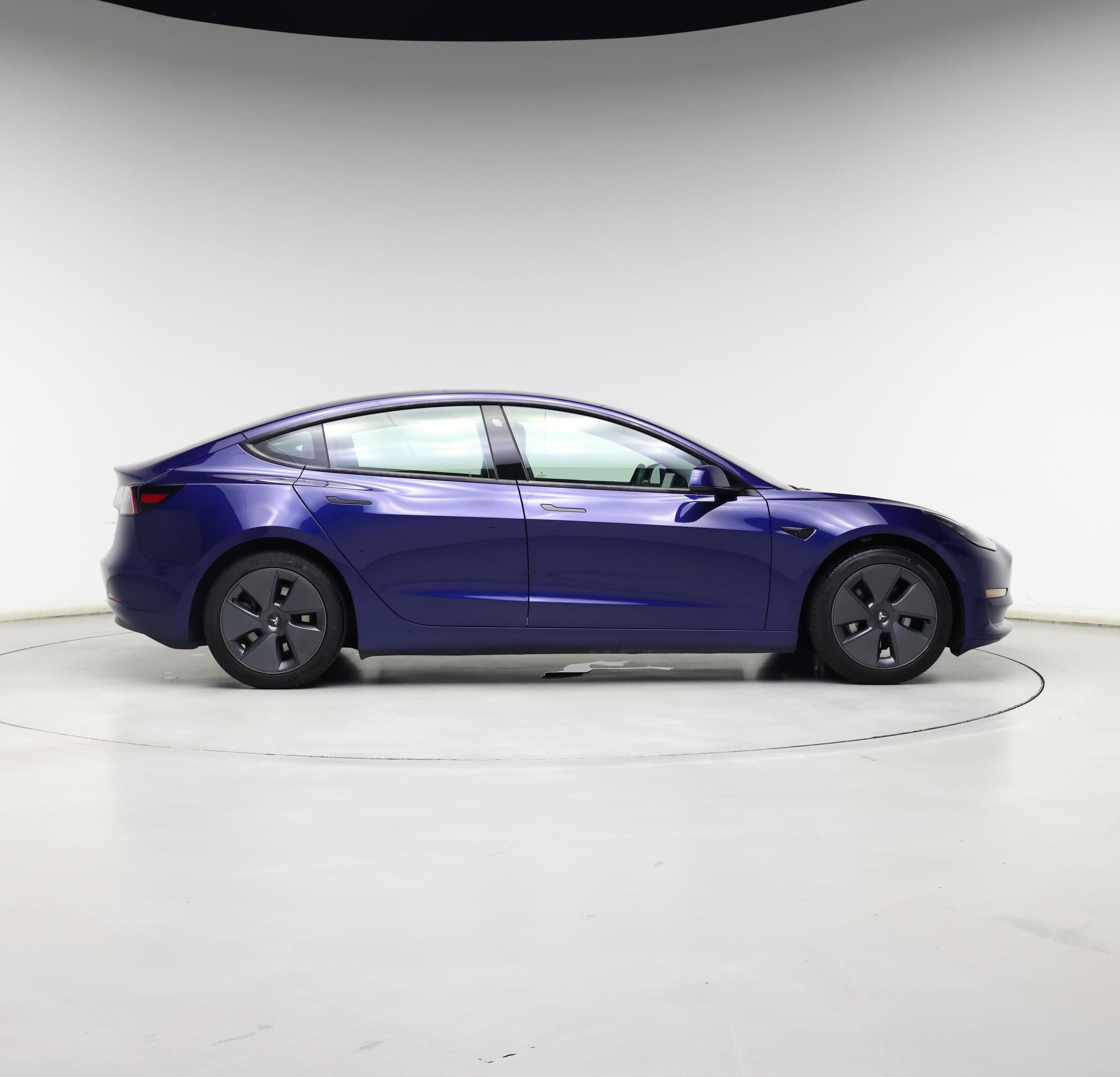 Thumbnail: 2022 Tesla Model 3 - 7