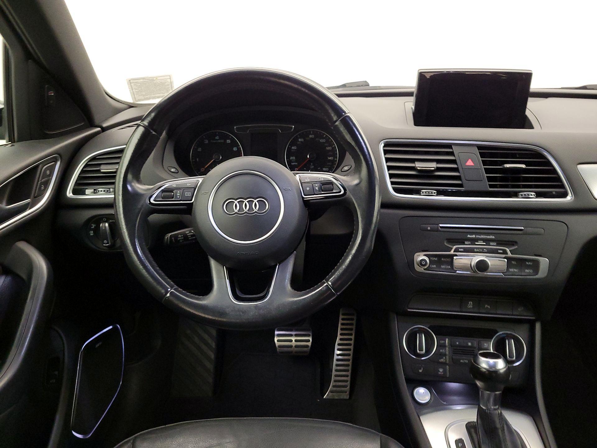 Thumbnail: 2016 Audi Q3 - 10