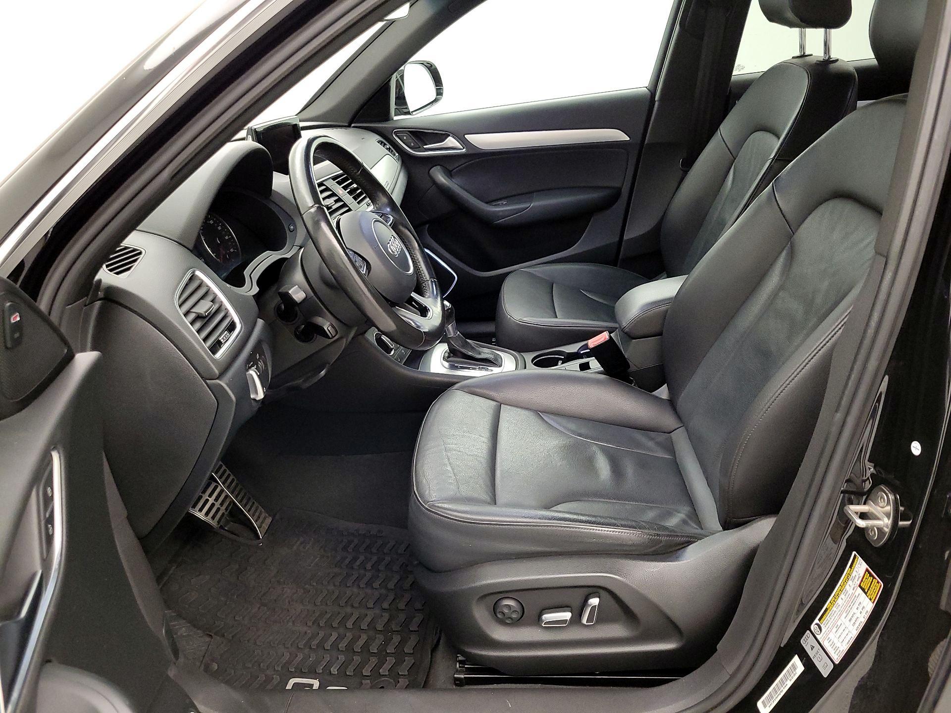 Thumbnail: 2016 Audi Q3 - 11