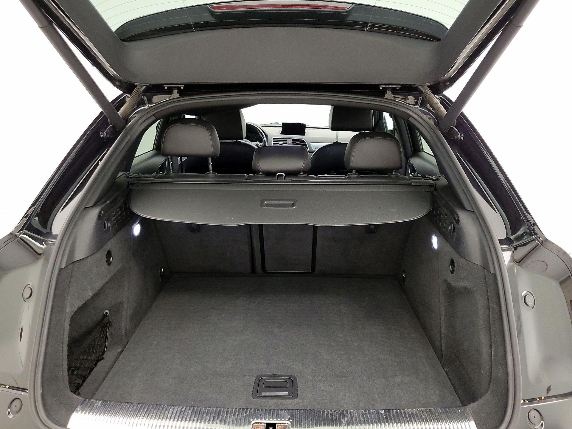 Thumbnail: 2016 Audi Q3 - 19