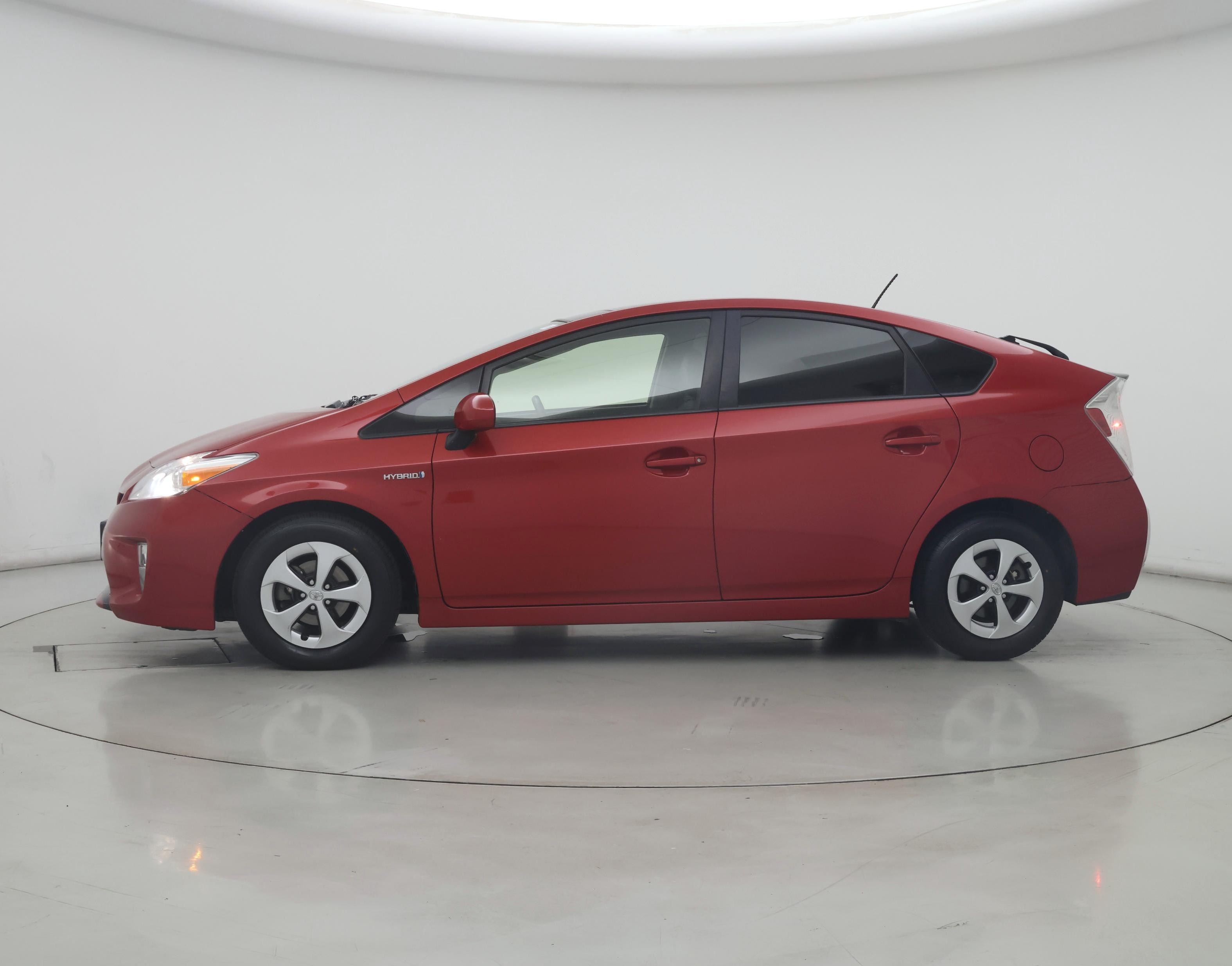 Thumbnail: 2015 Toyota Prius - 3