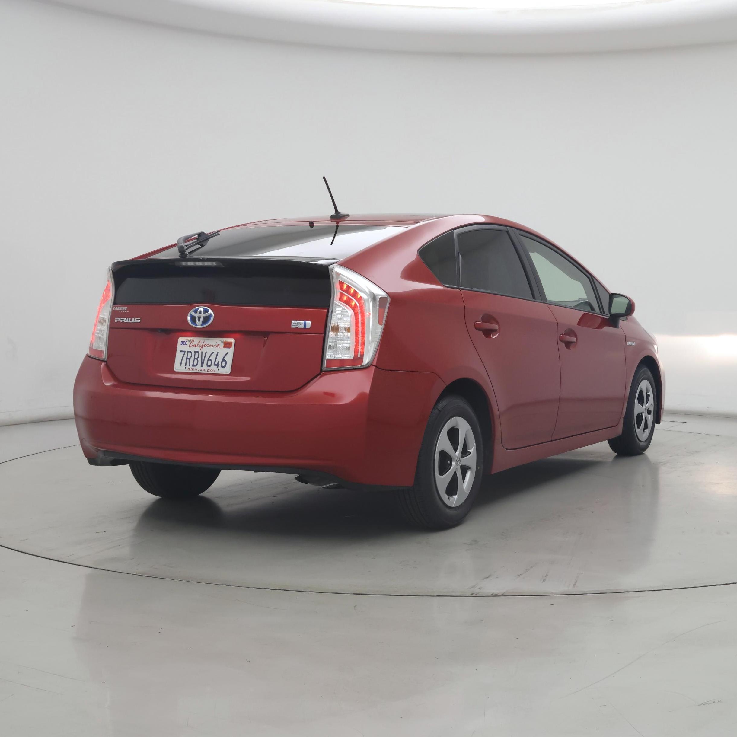 Thumbnail: 2015 Toyota Prius - 8