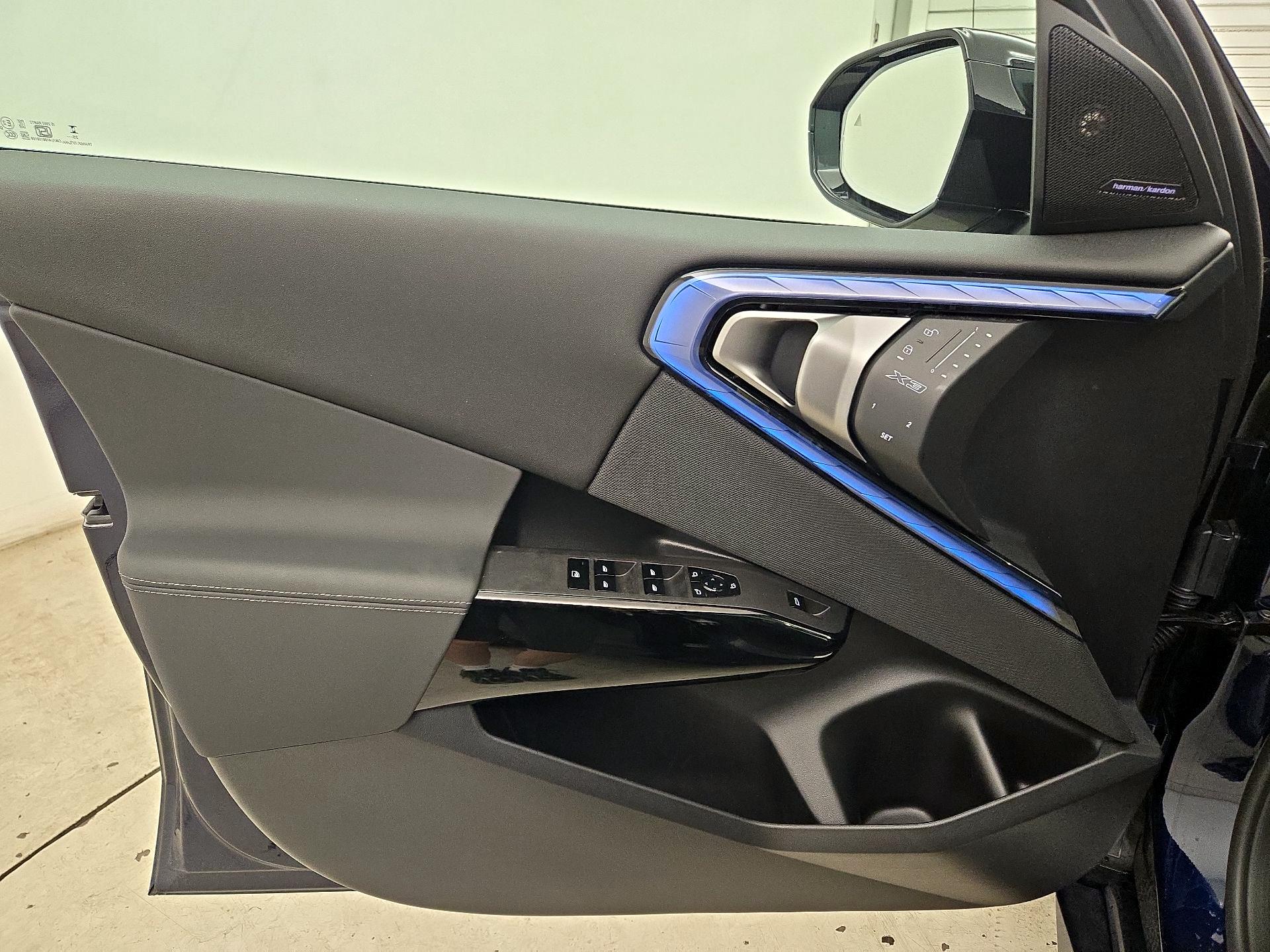 Thumbnail: 2026 BMW X3 - 12