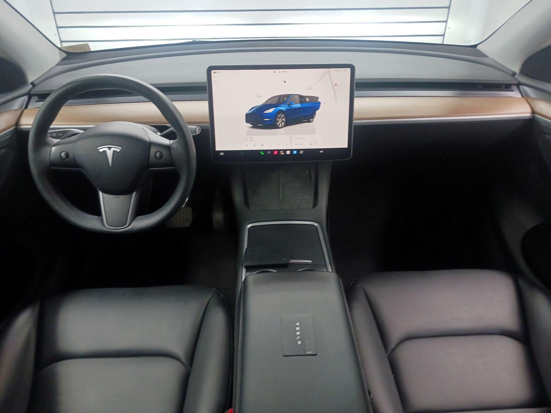 Thumbnail: 2023 Tesla Model Y - 9