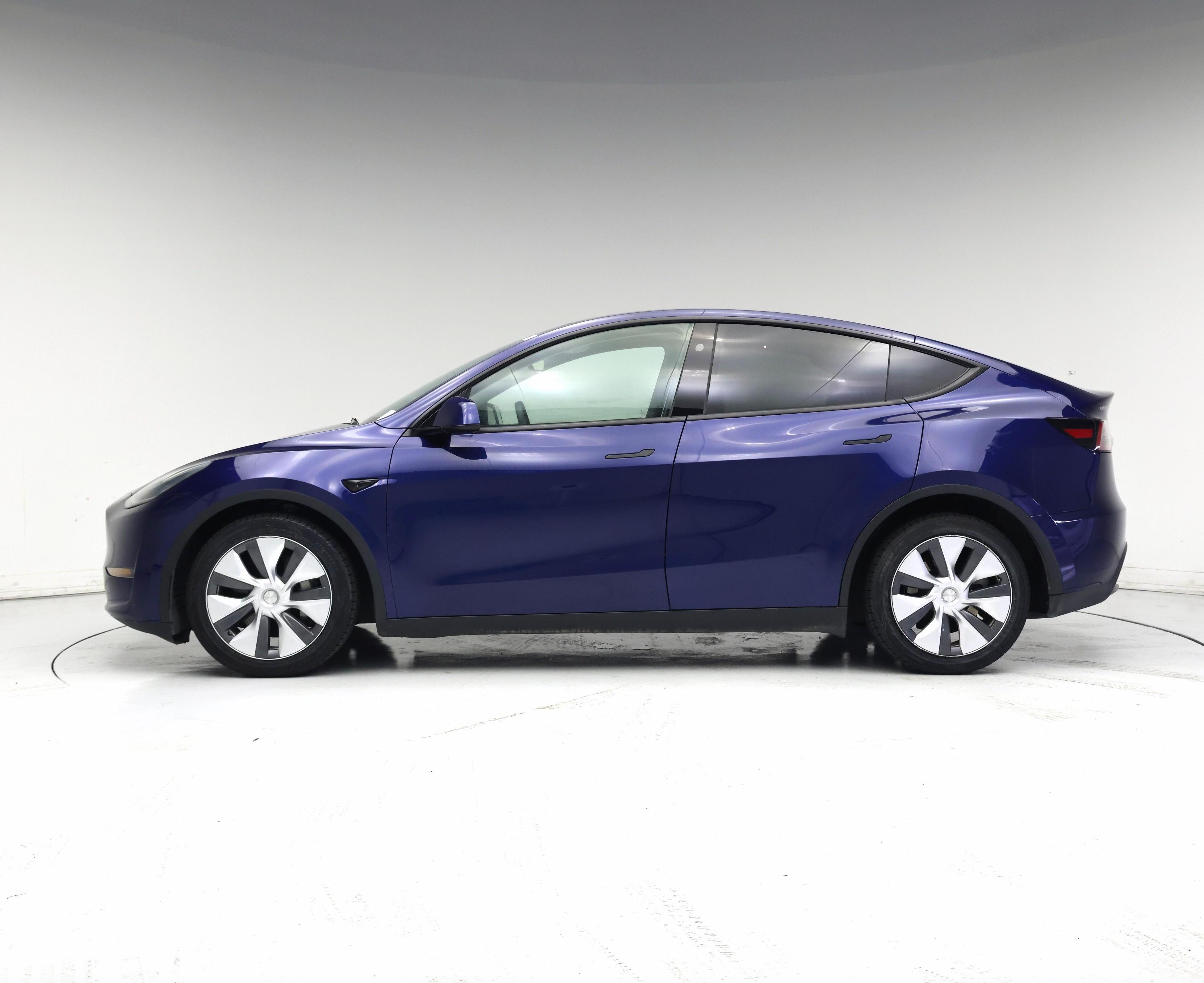 Thumbnail: 2023 Tesla Model Y - 3