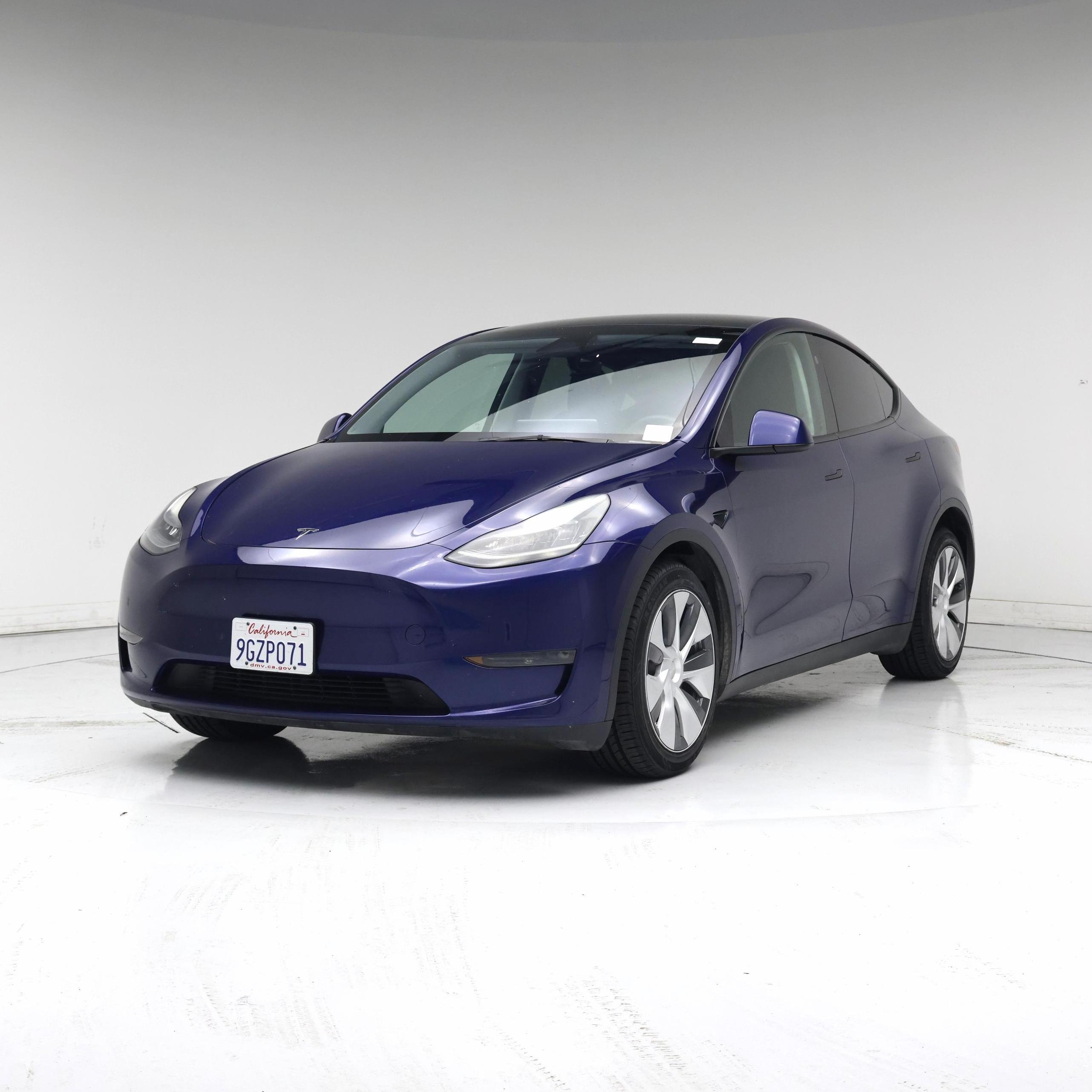 Thumbnail: 2023 Tesla Model Y - 4