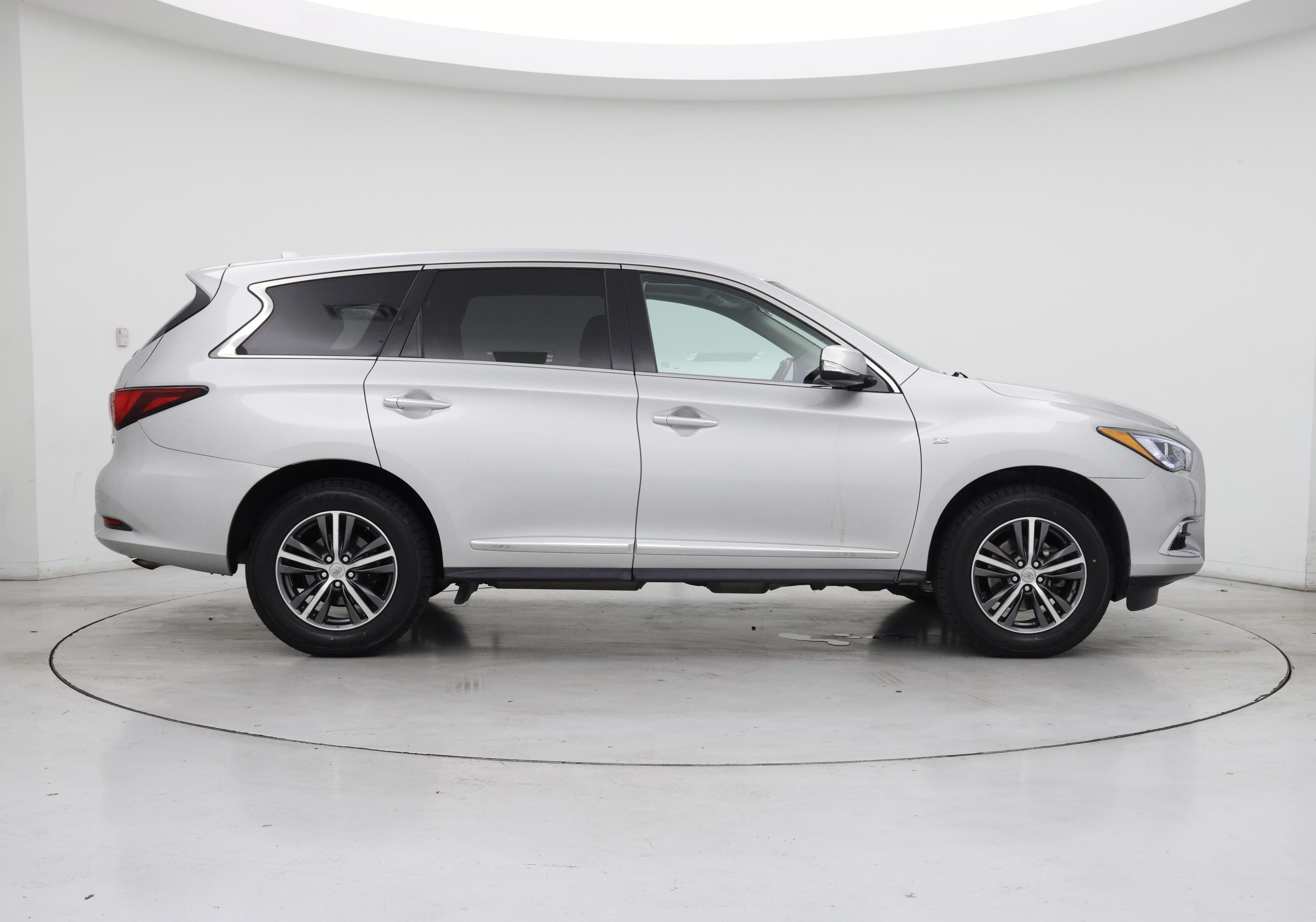 Thumbnail: 2018 INFINITI QX60 - 7