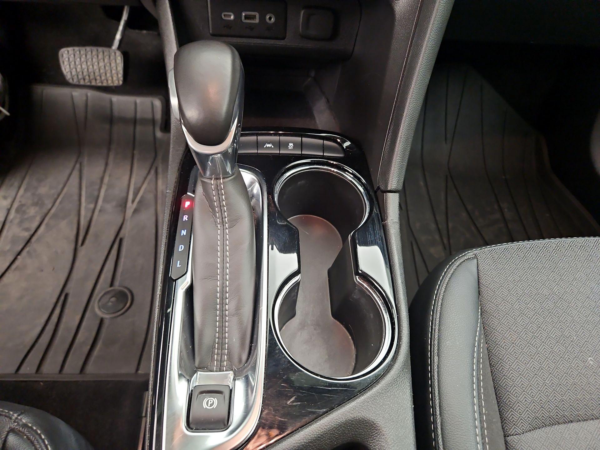 Thumbnail: 2022 Buick Encore GX - 17