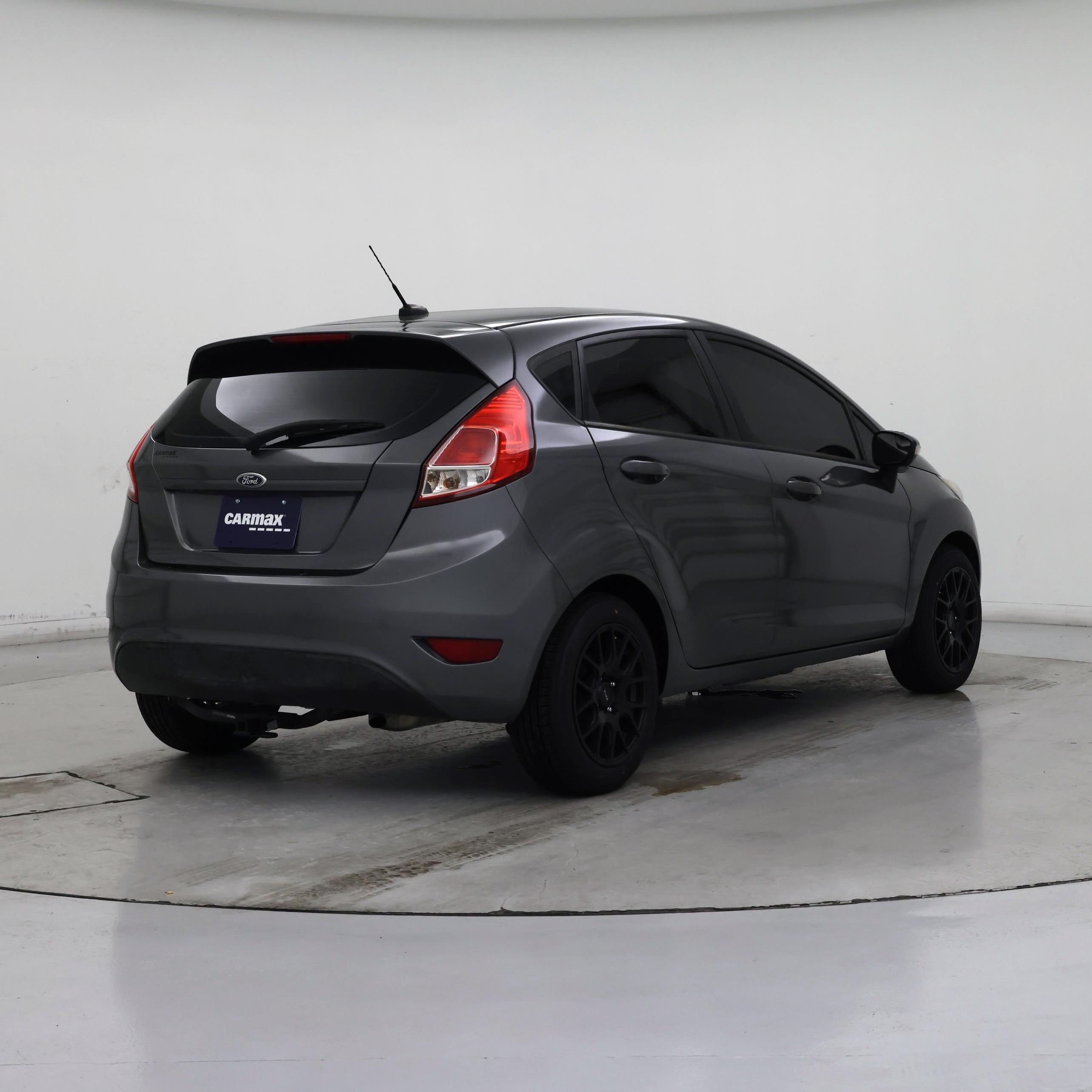 Thumbnail: 2014 Ford Fiesta - 8