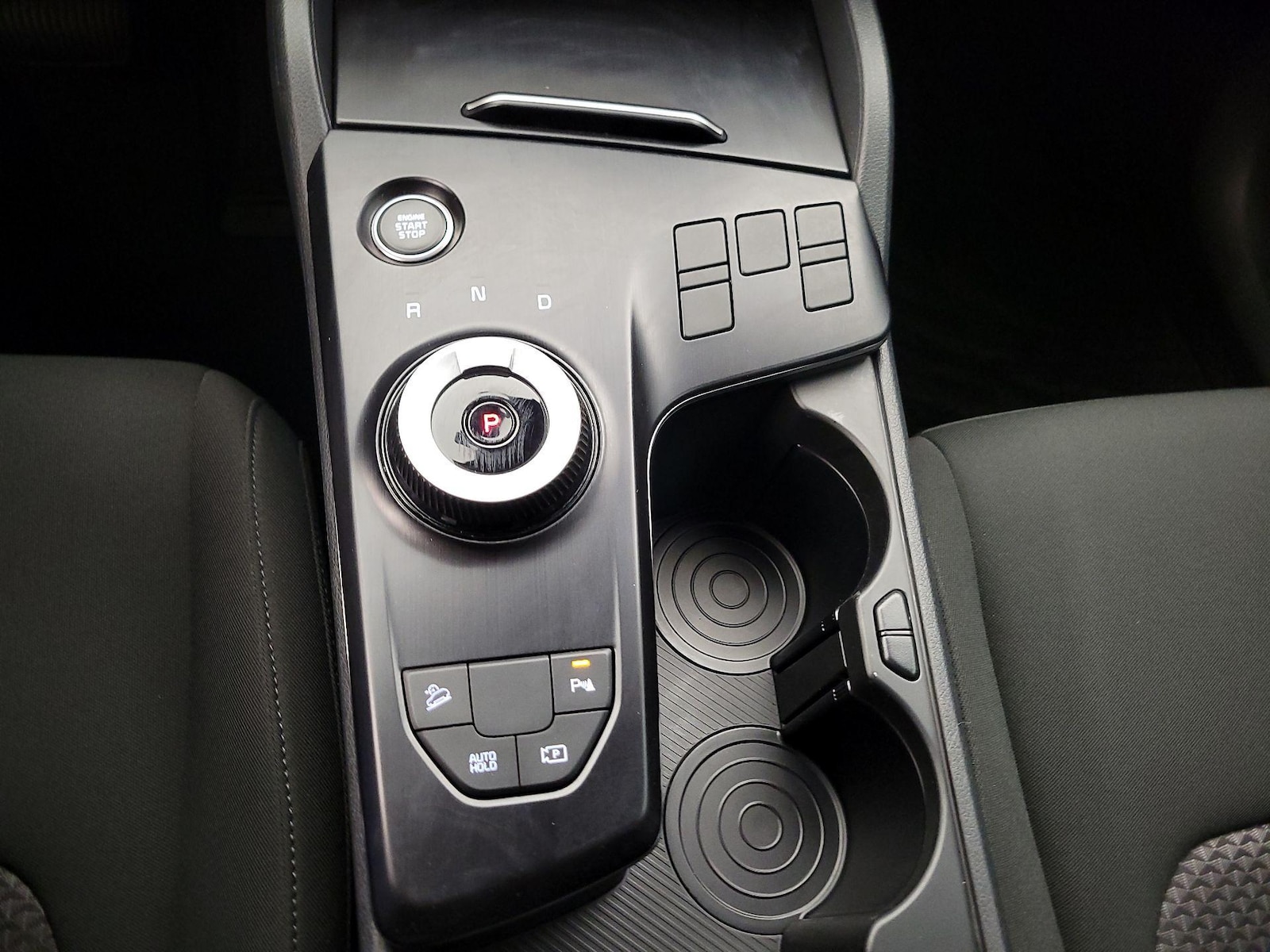 2026 Kia Sportage LX Hybrid - Photo 18