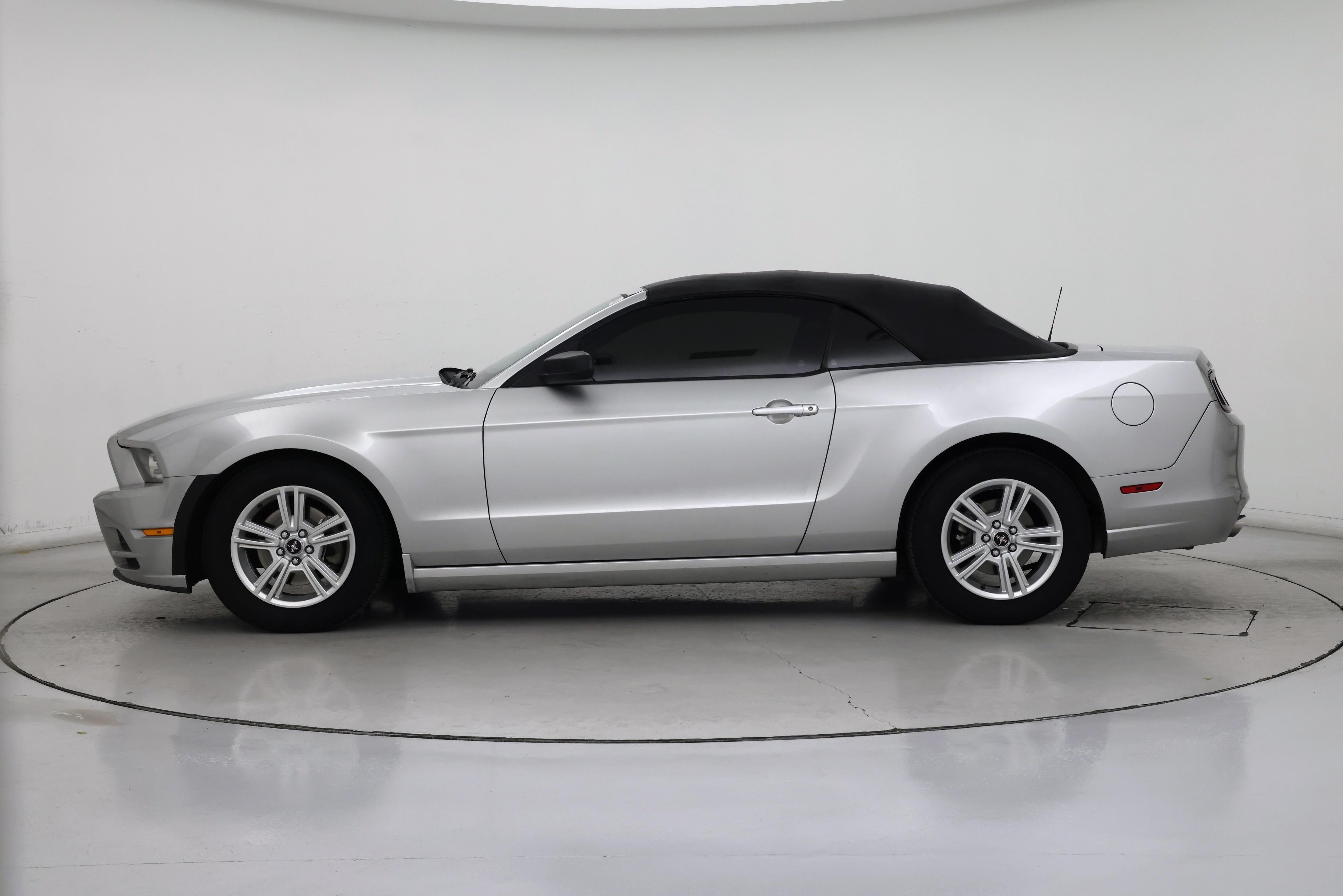 Thumbnail: 2014 Ford Mustang - 3