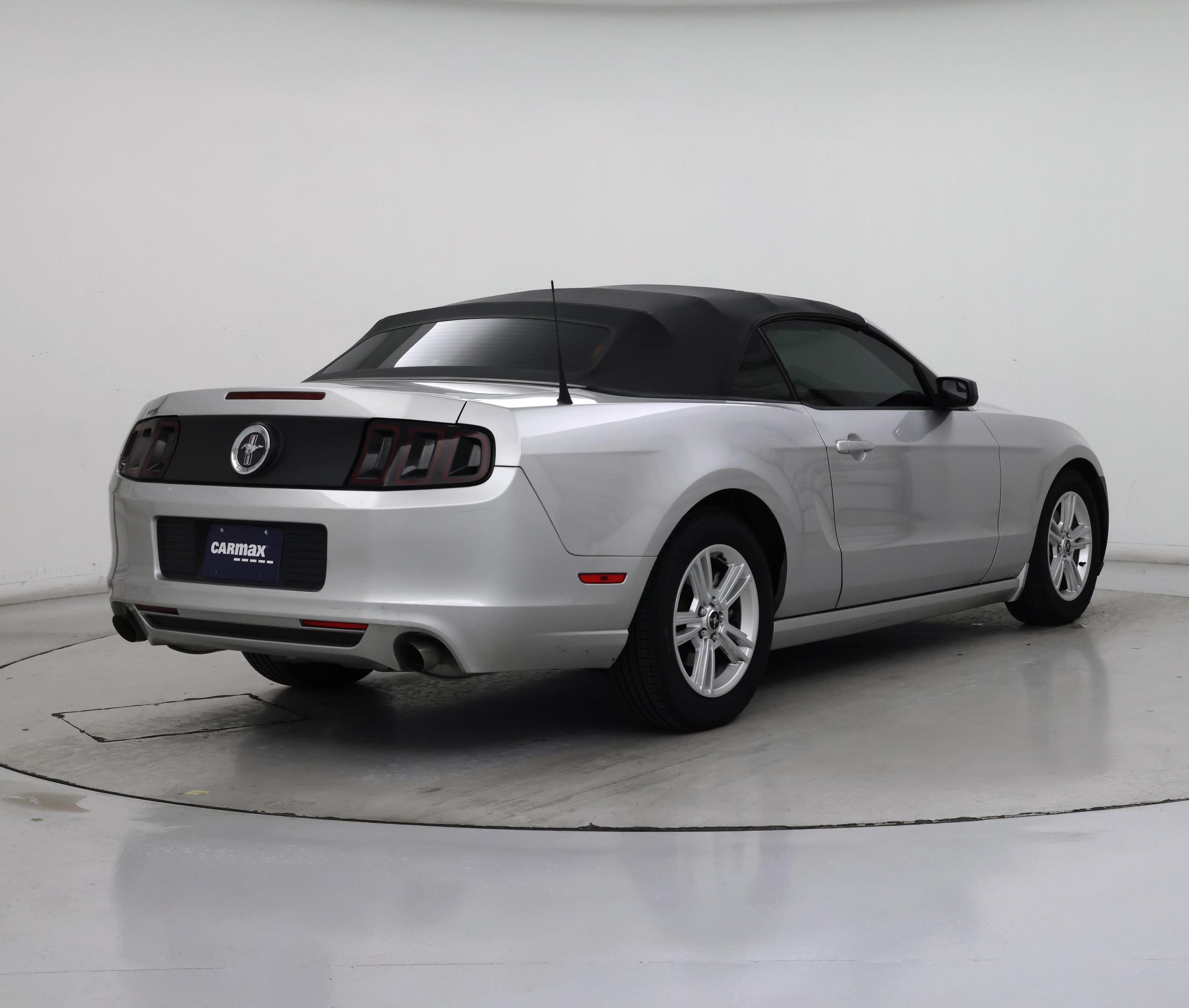 Thumbnail: 2014 Ford Mustang - 8