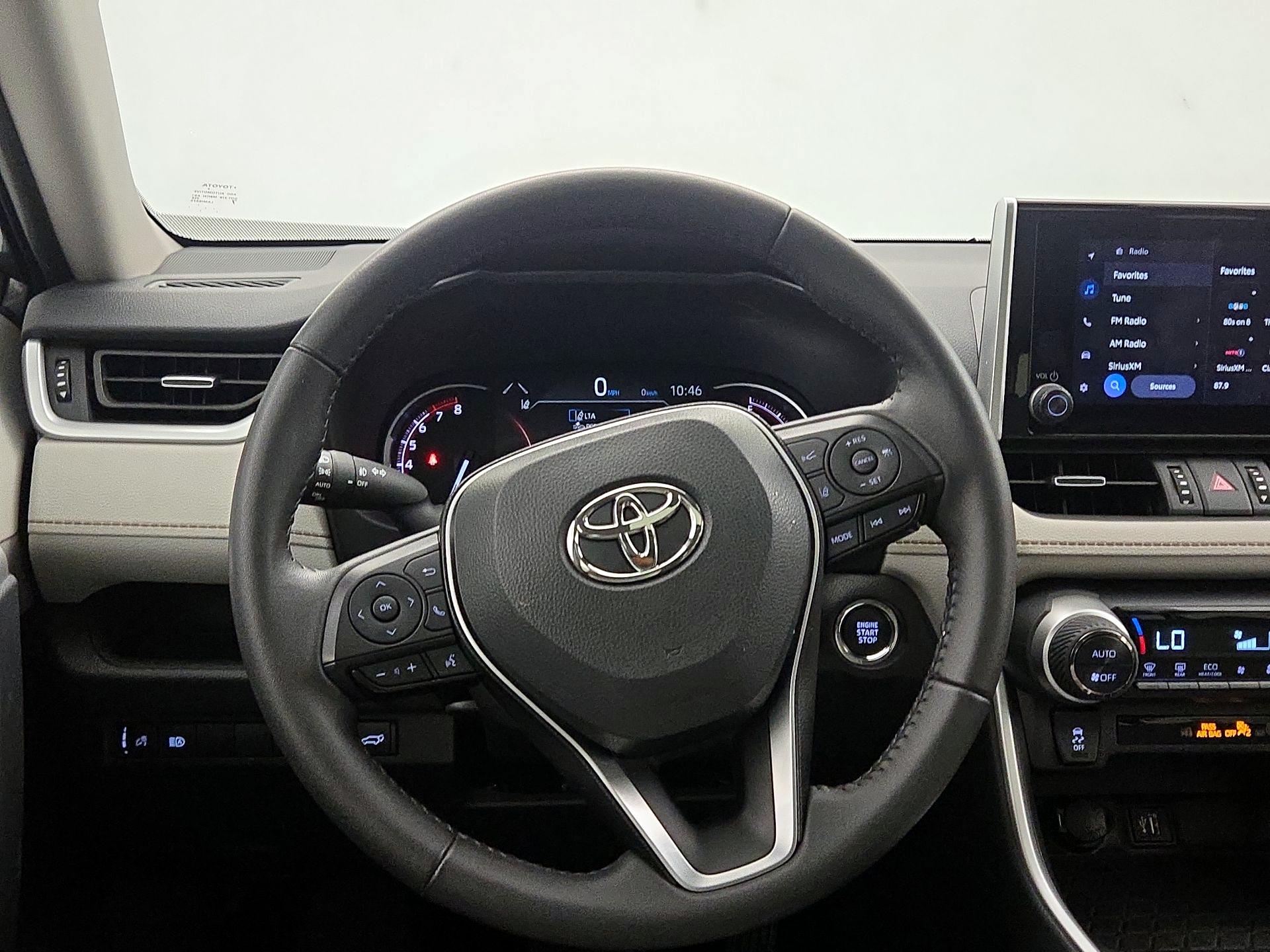 Thumbnail: 2025 Toyota RAV4 - 10