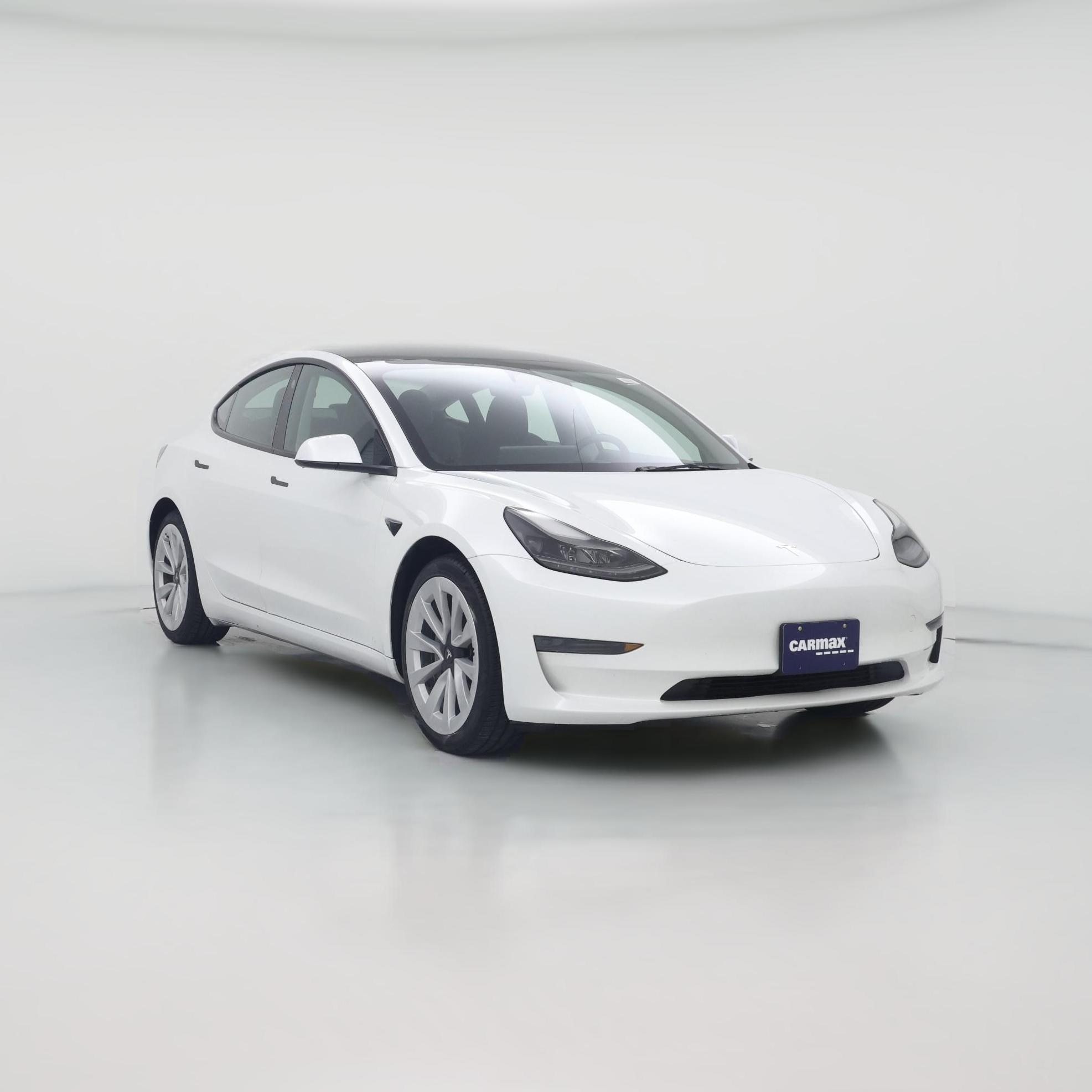 Thumbnail: 2023 Tesla Model 3 - 1