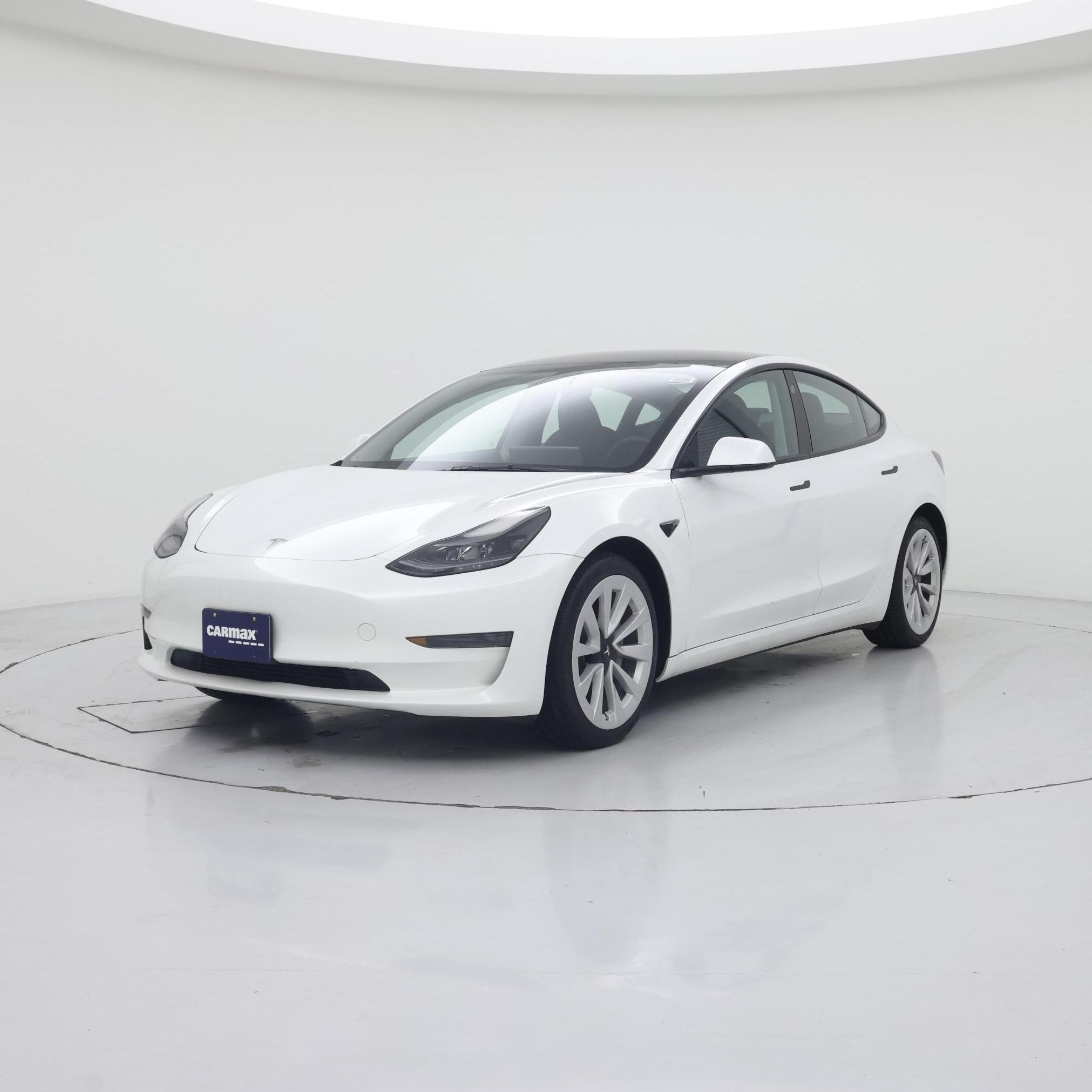 Thumbnail: 2023 Tesla Model 3 - 4