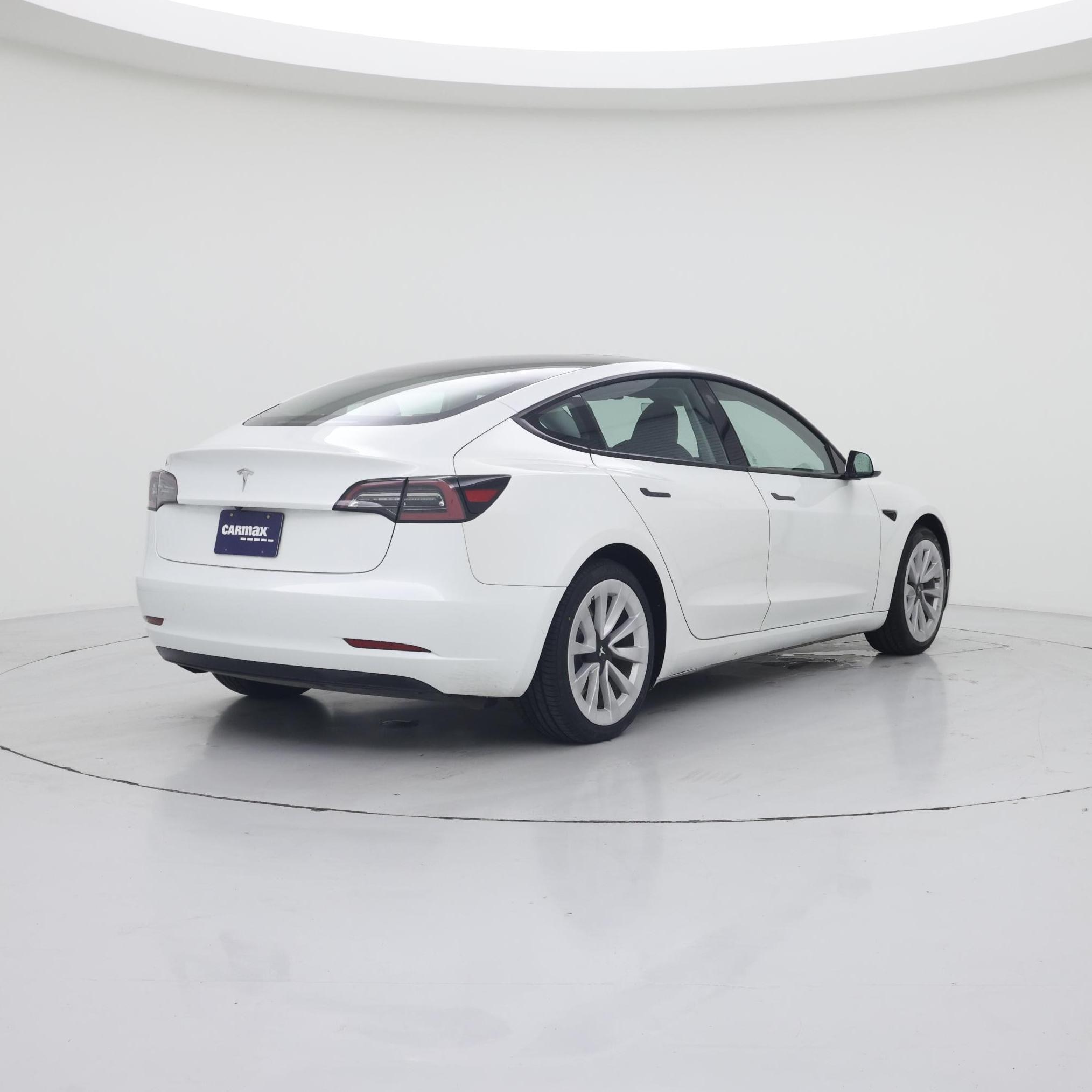 Thumbnail: 2023 Tesla Model 3 - 8