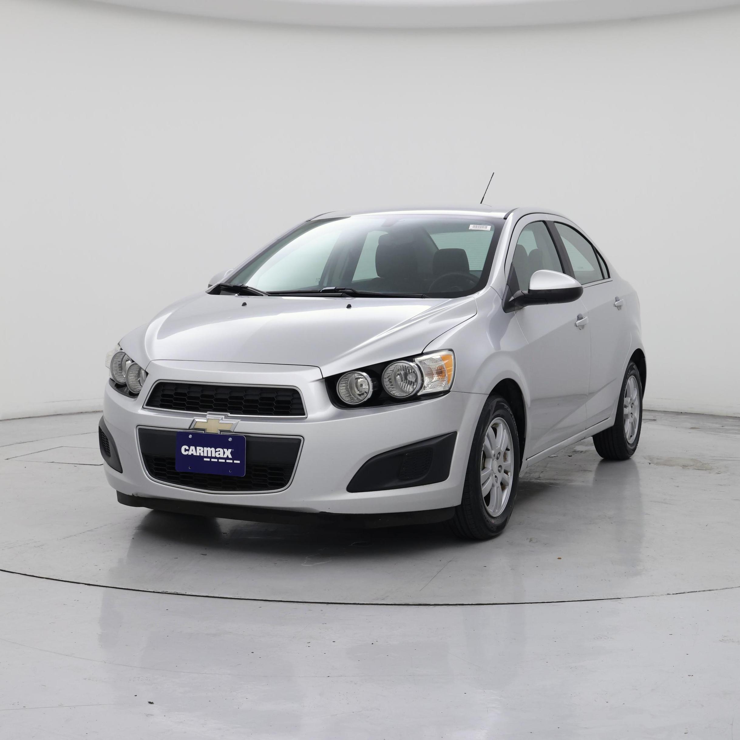 Thumbnail: 2015 Chevrolet Sonic - 4