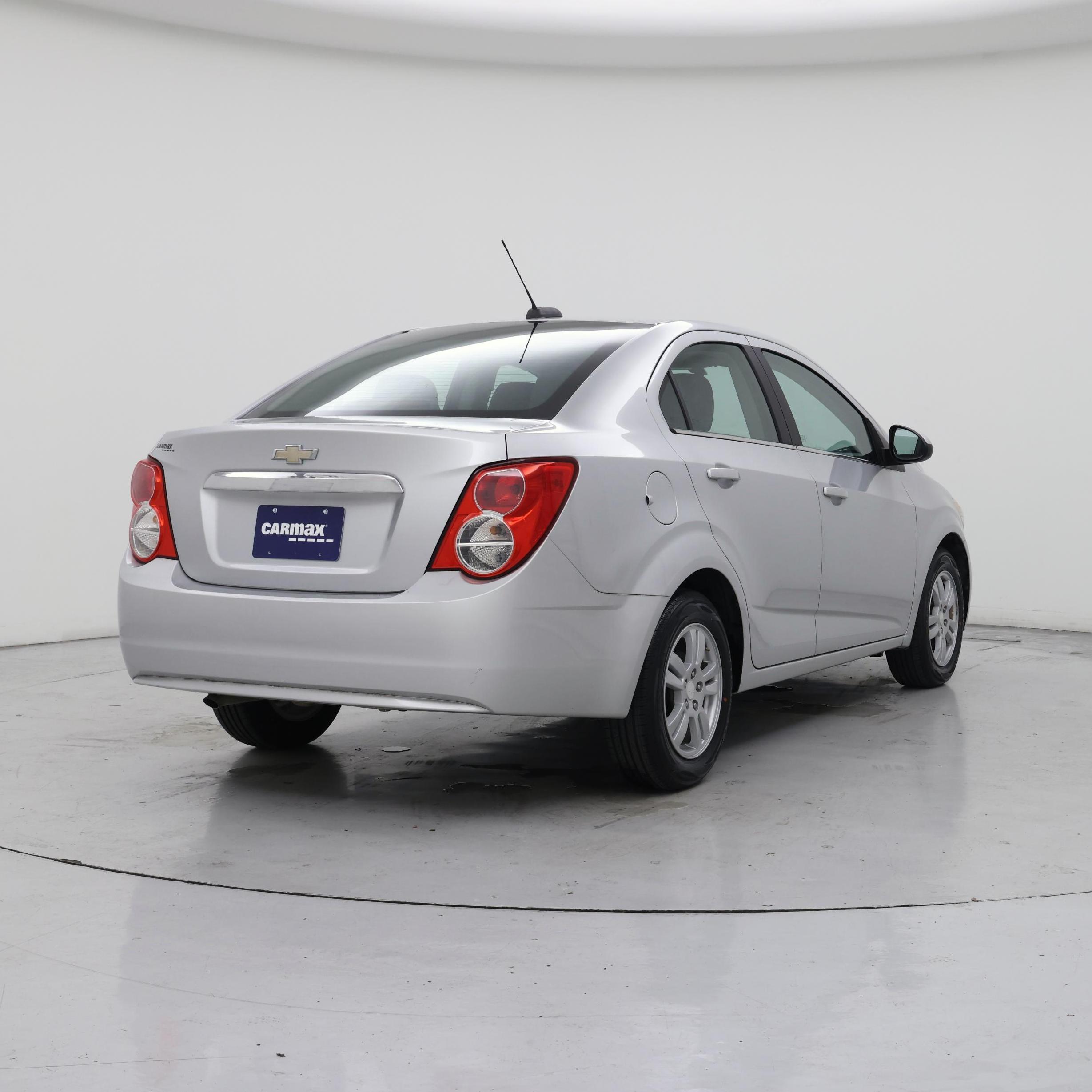 Thumbnail: 2015 Chevrolet Sonic - 8