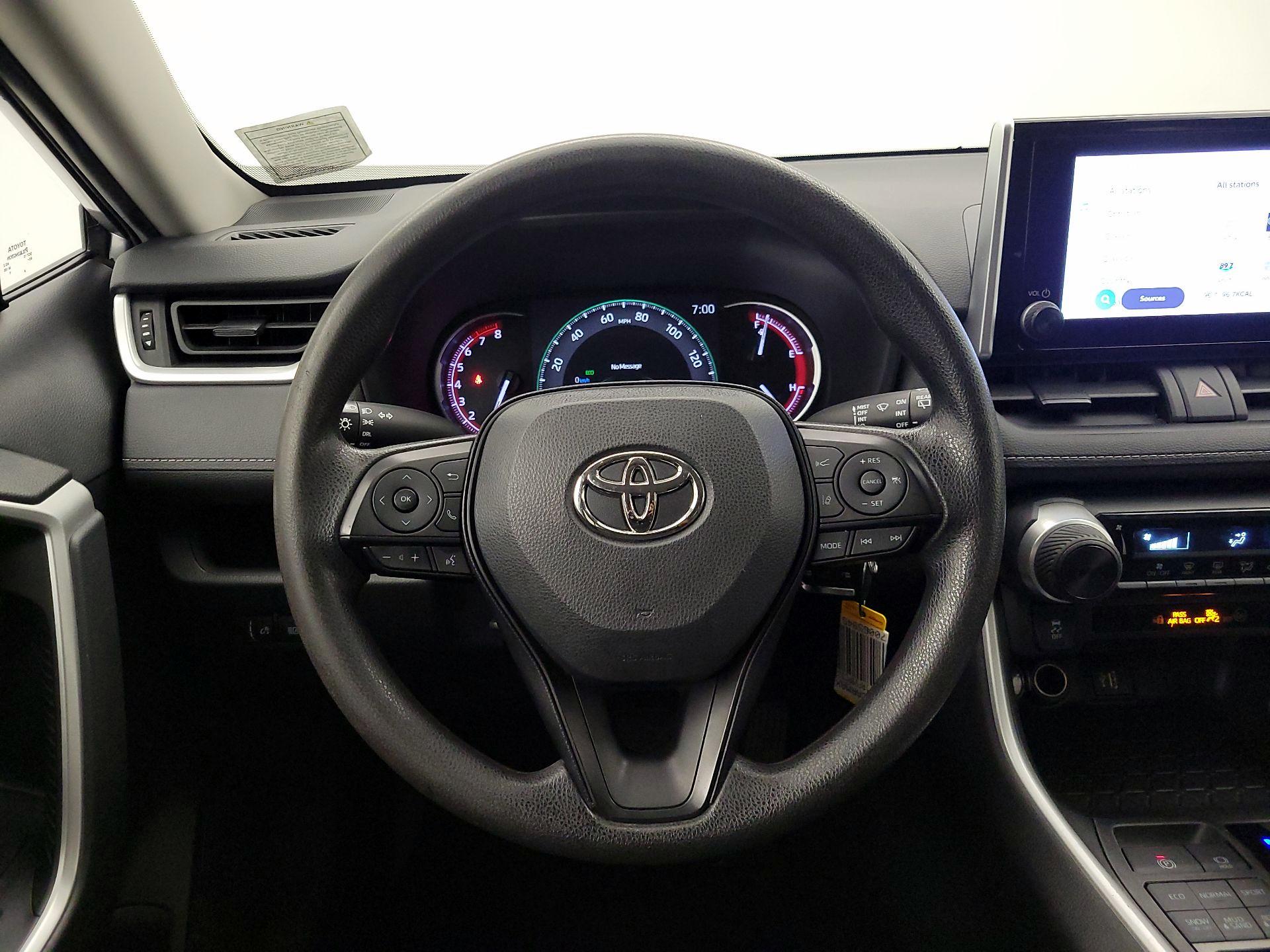 Thumbnail: 2023 Toyota RAV4 - 10