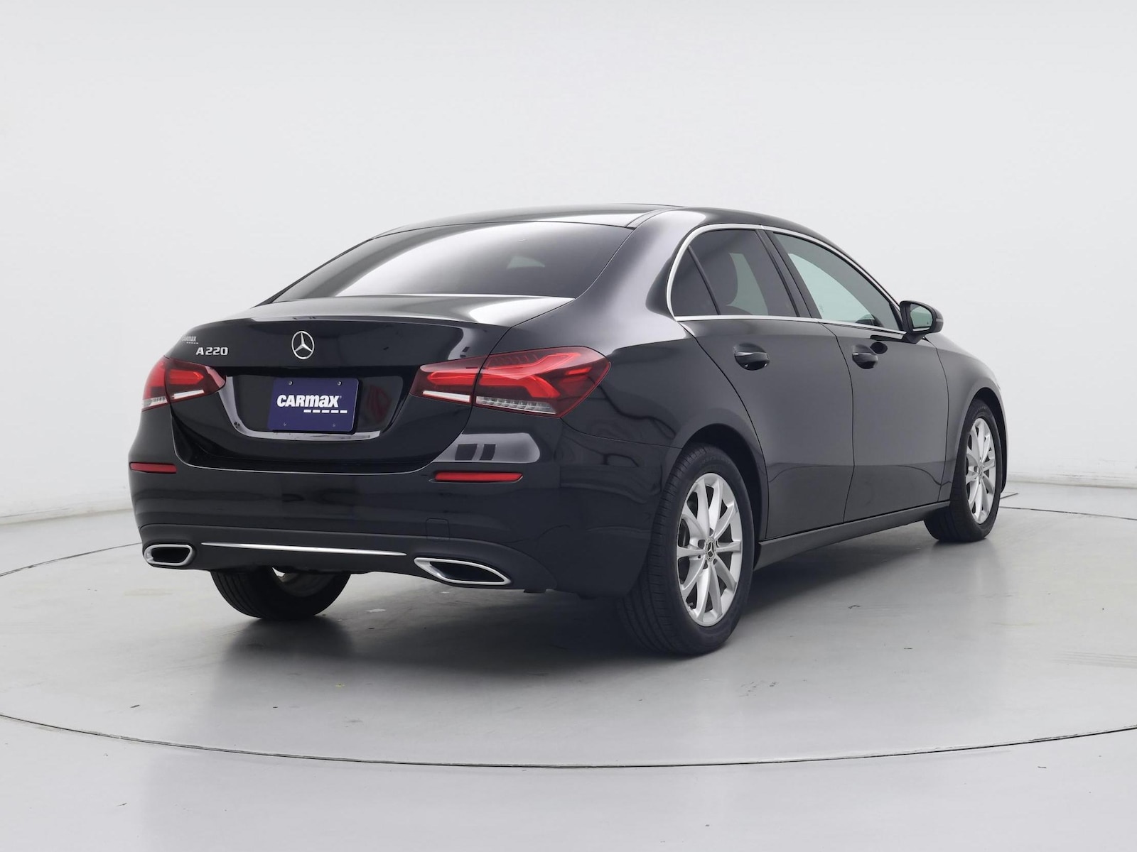 2022 Mercedes-Benz A-Class A220 - Photo 9