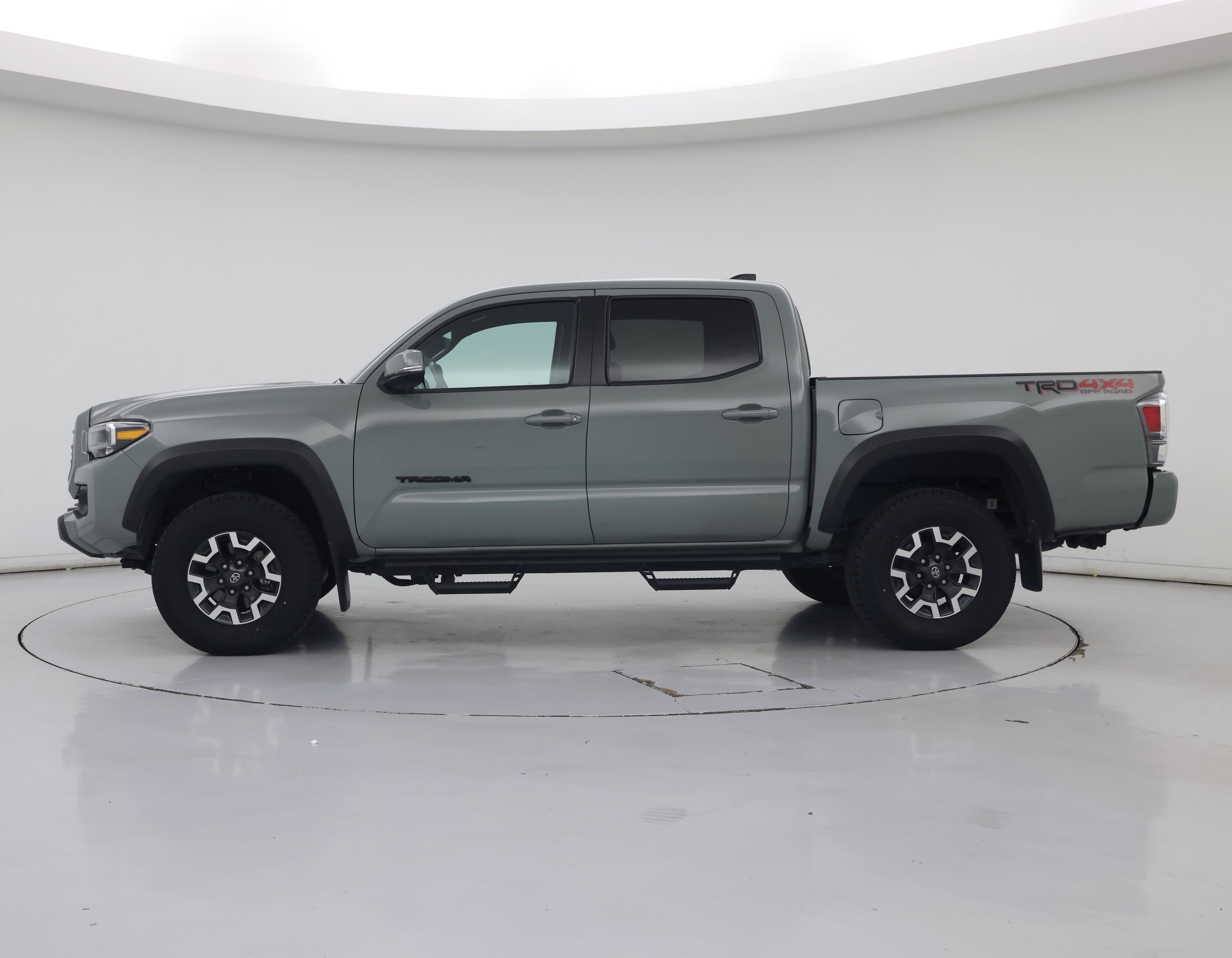 Thumbnail: 2023 Toyota Tacoma - 3