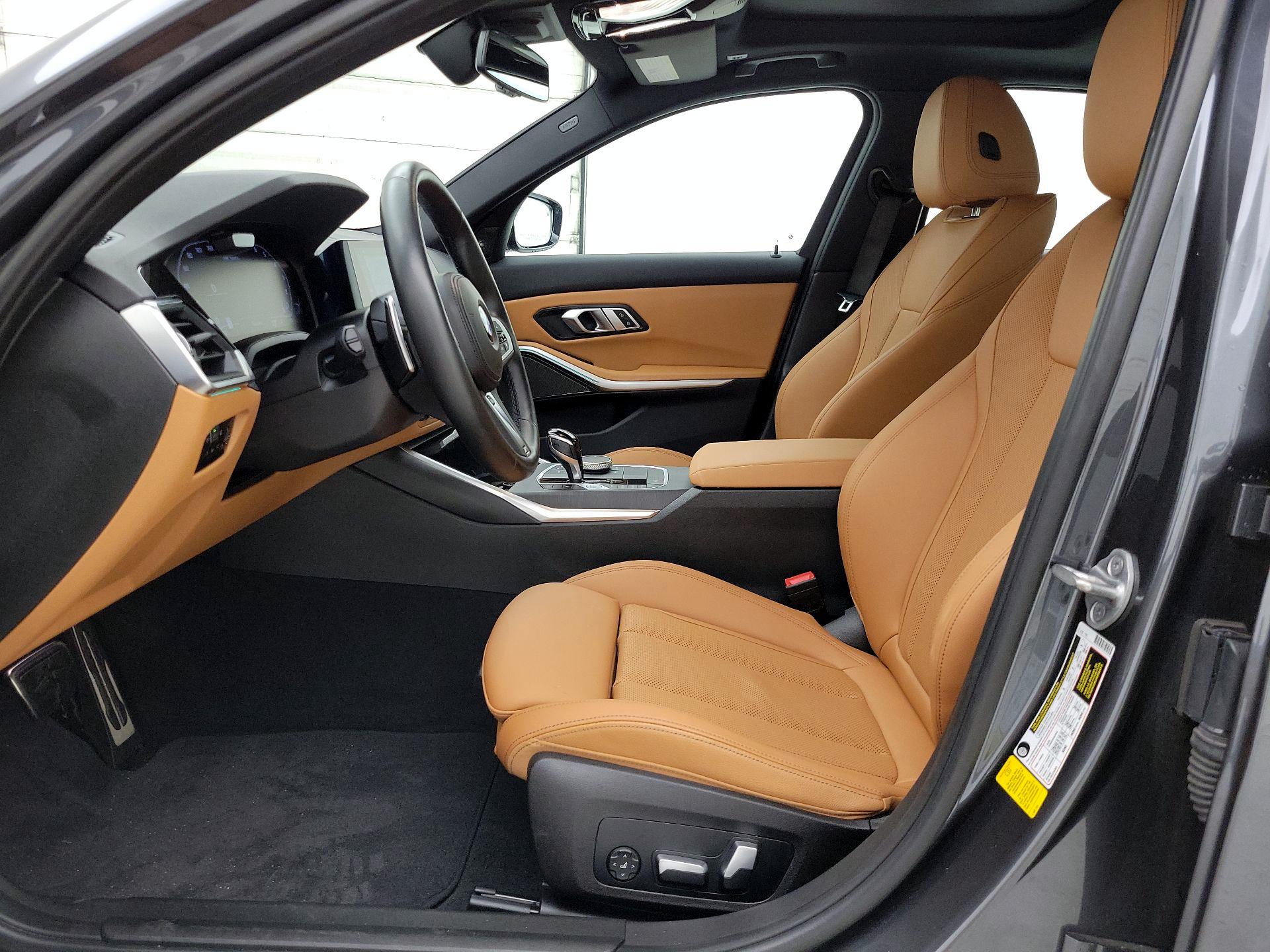 Thumbnail: 2022 BMW 3 Series - 11