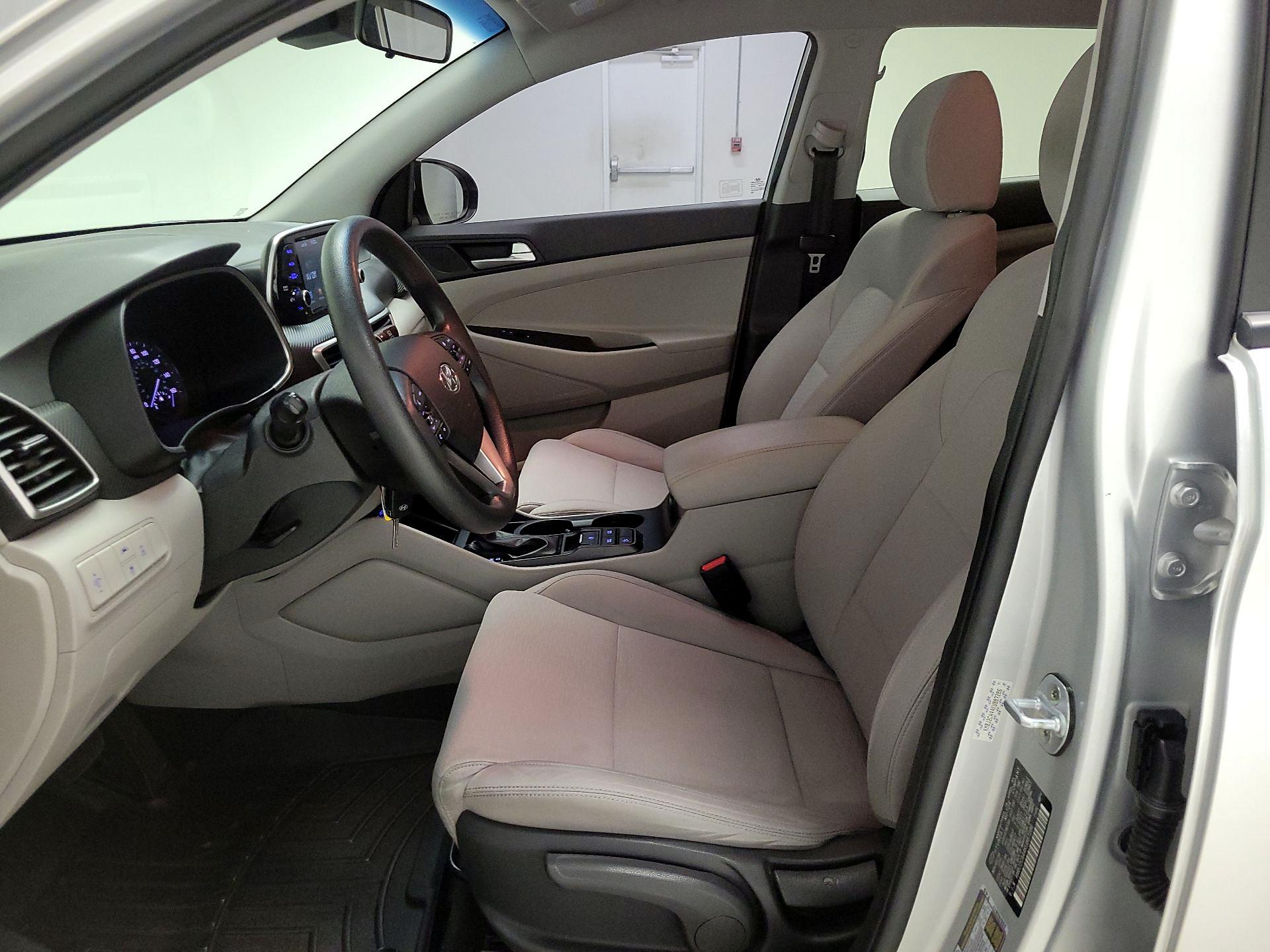 Thumbnail: 2019 Hyundai Tucson - 11