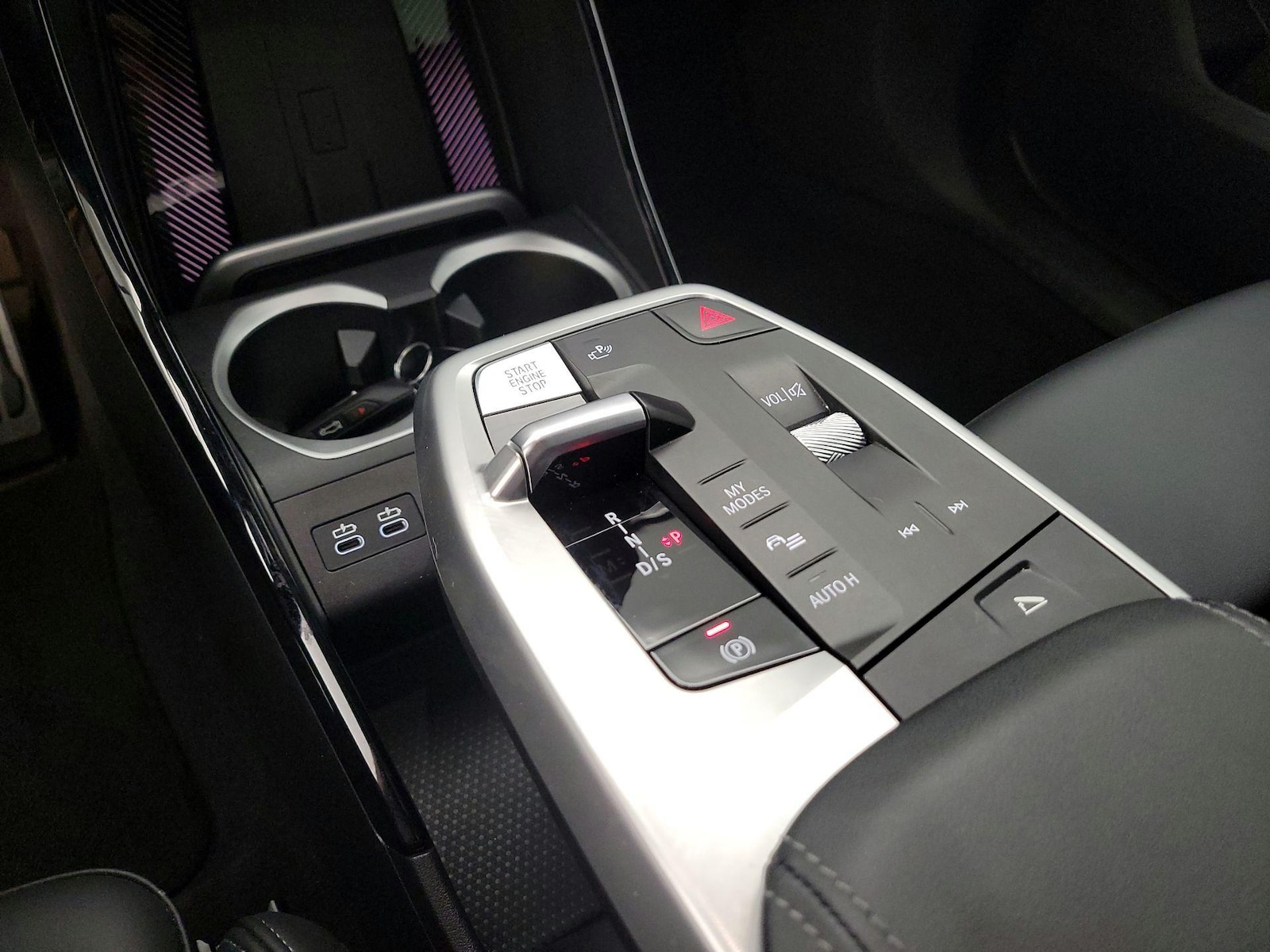 2025 BMW X2 28i - Photo 18