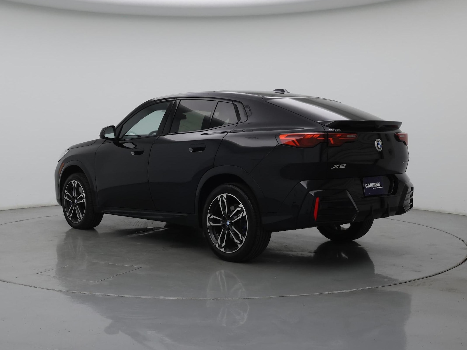 2025 BMW X2 28i - Photo 3