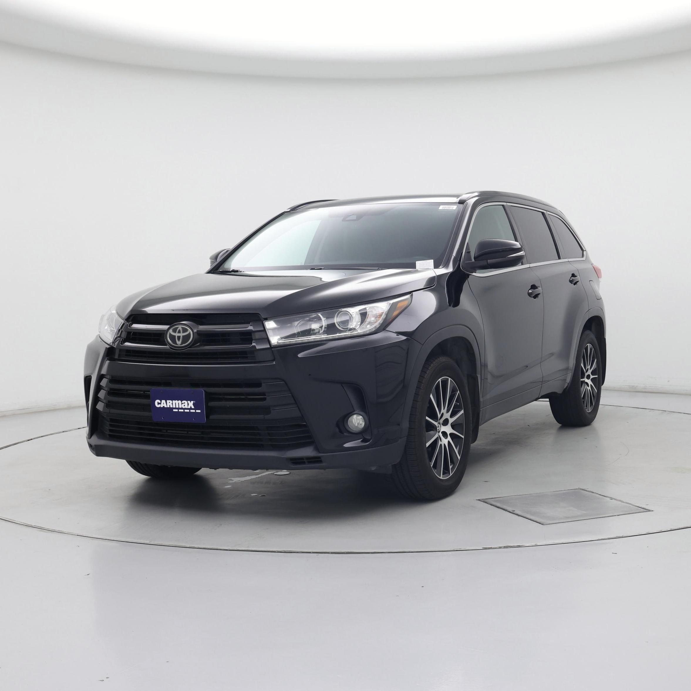Thumbnail: 2017 Toyota Highlander - 4