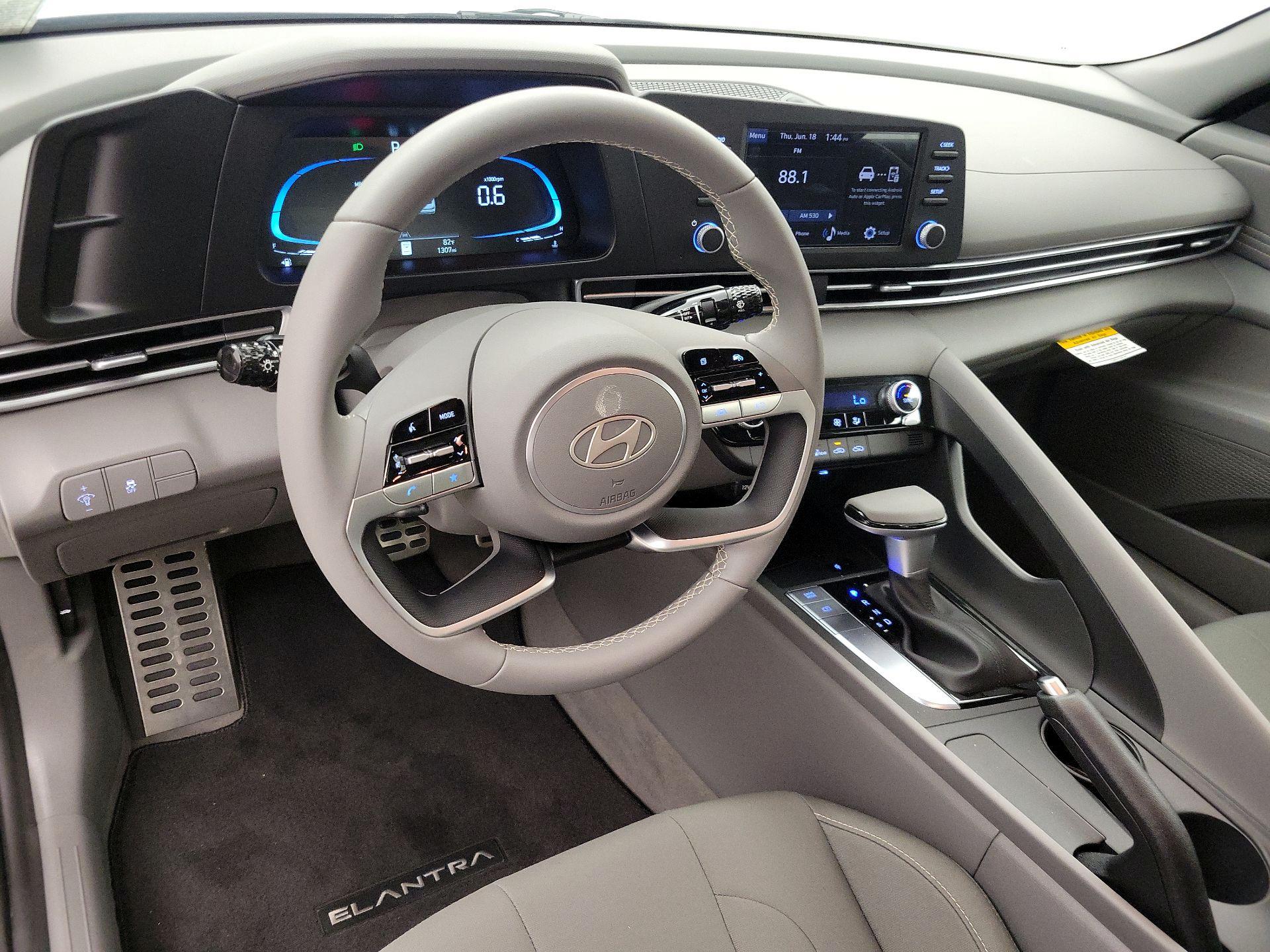 Thumbnail: 2026 Hyundai Elantra - 9